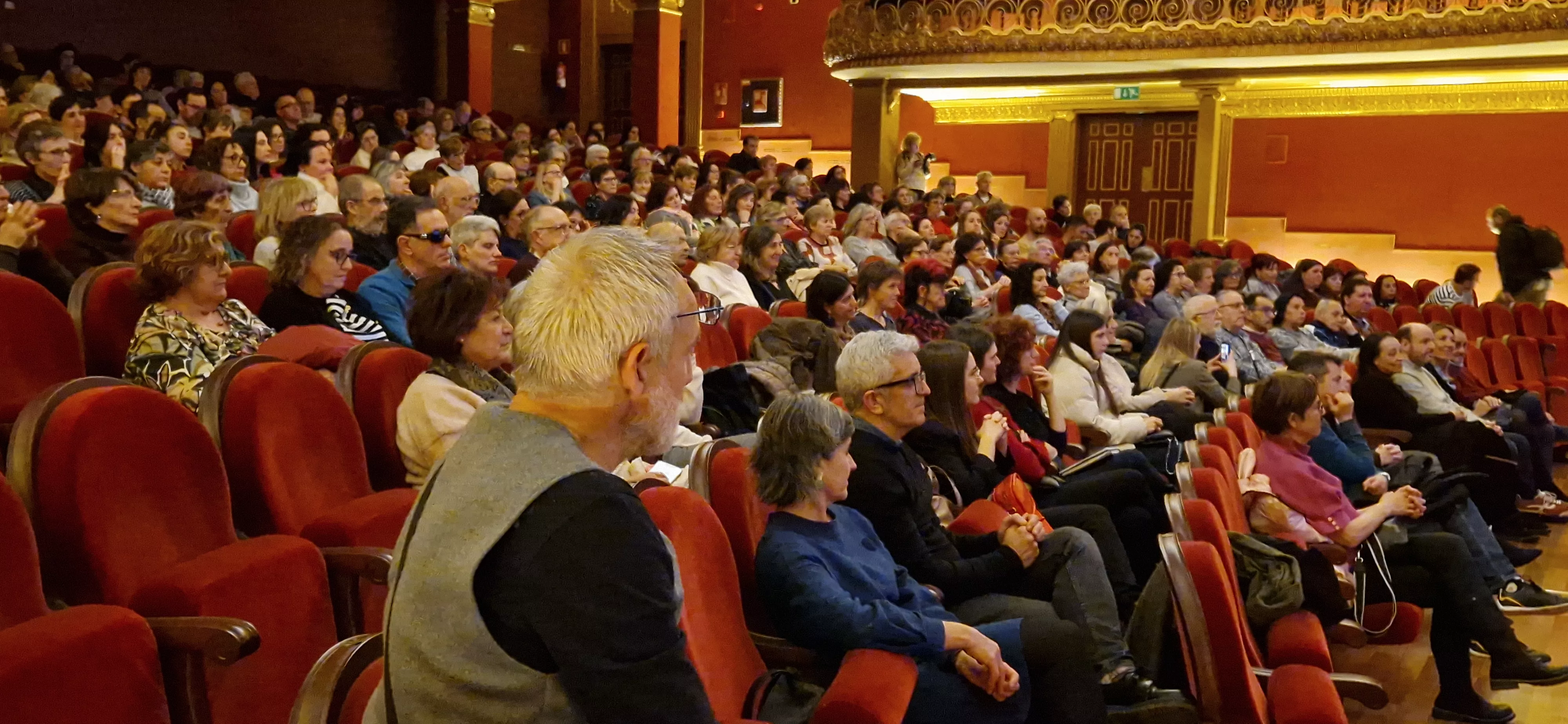 Cine Fórum de la Cruz Blanca sobre adicciones. Foto Myriam Martínez