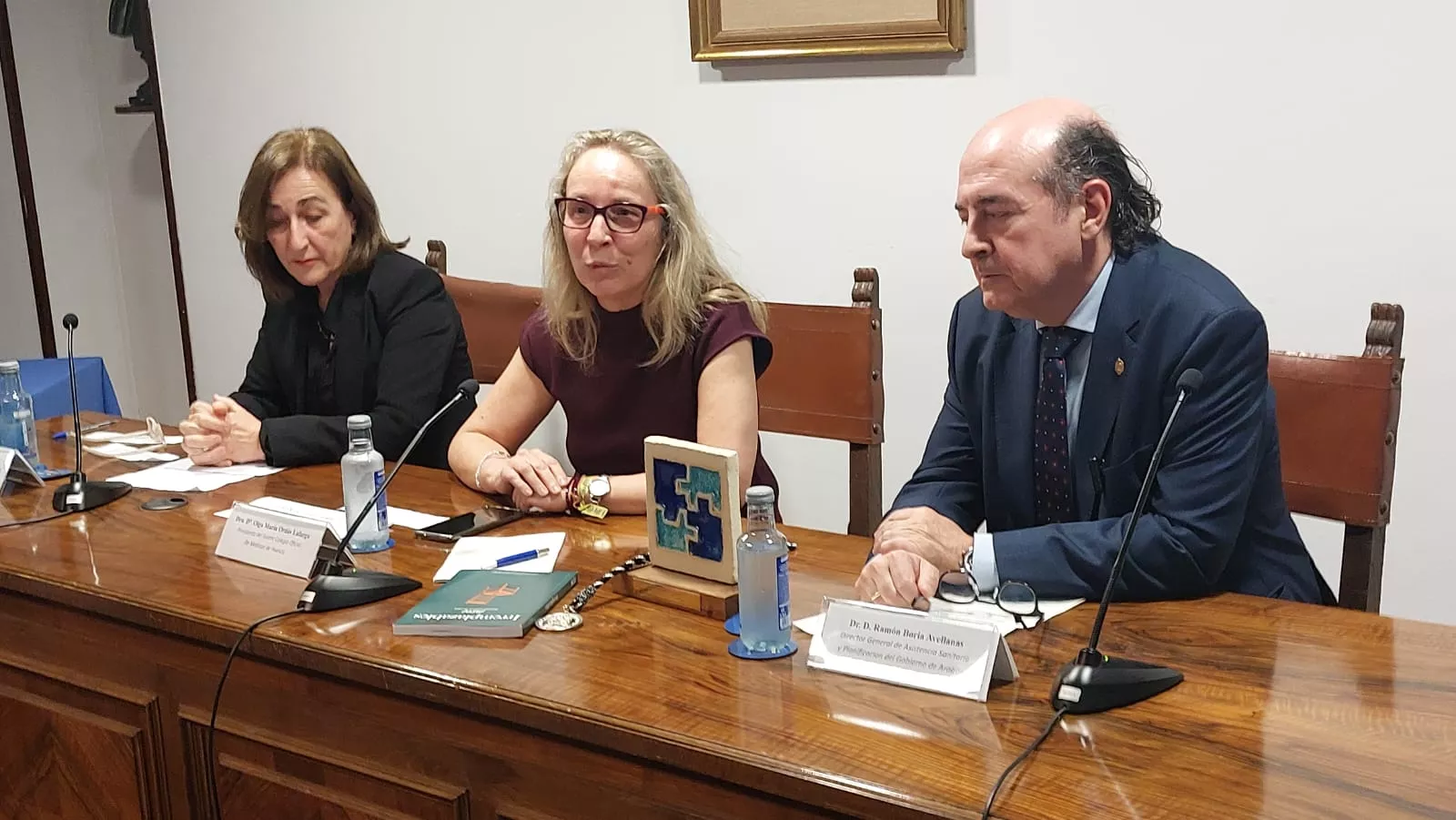Toma de posesión de la nueva Junta del Colegio de Médicos de Huesca