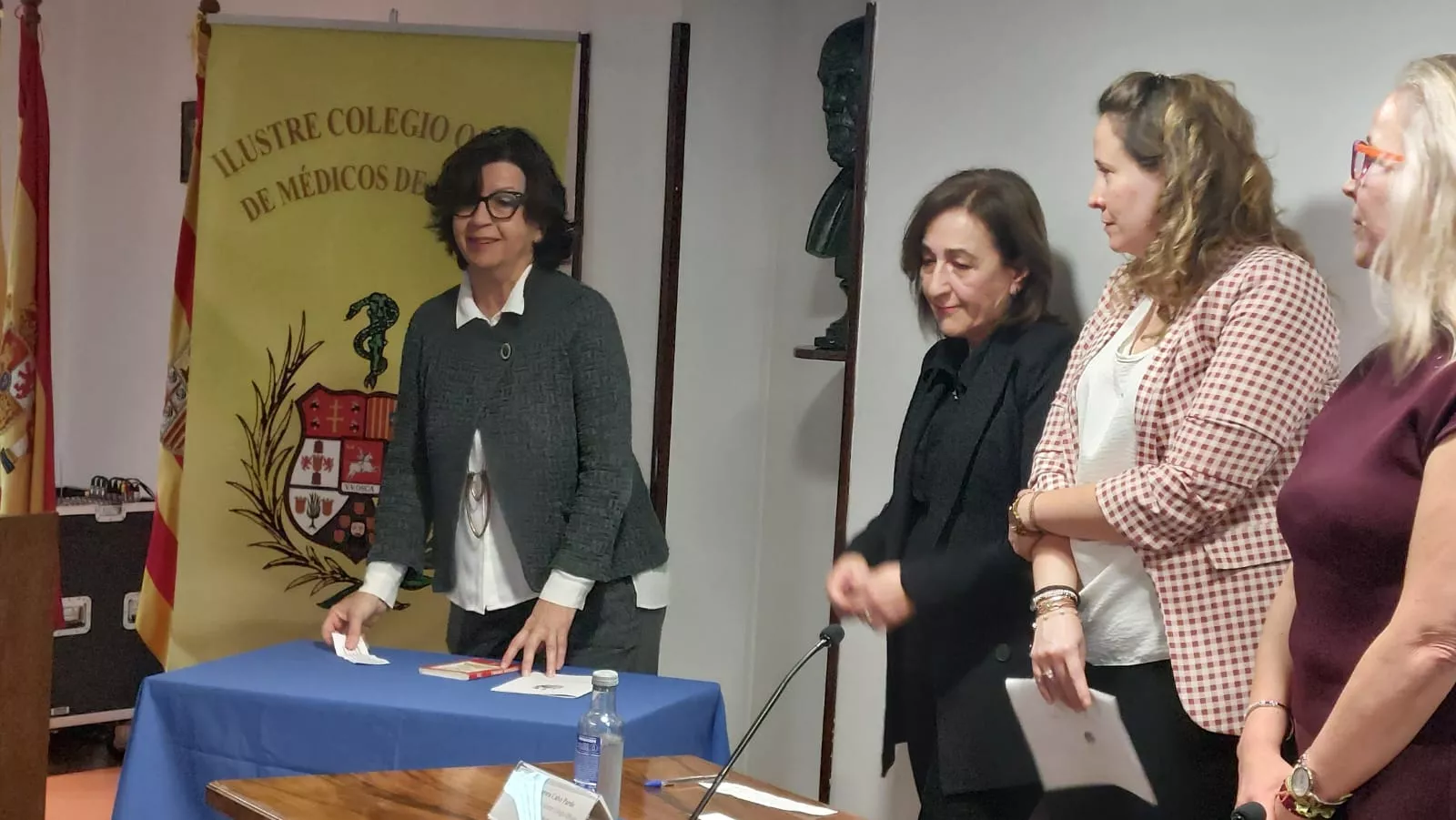 Toma de posesión de la nueva Junta del Colegio de Médicos de Huesca