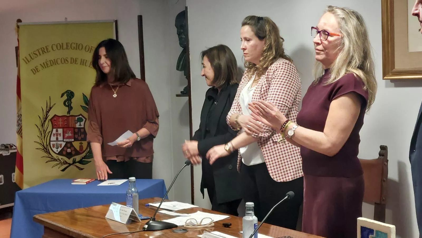 Toma de posesión de la nueva Junta del Colegio de Médicos de Huesca