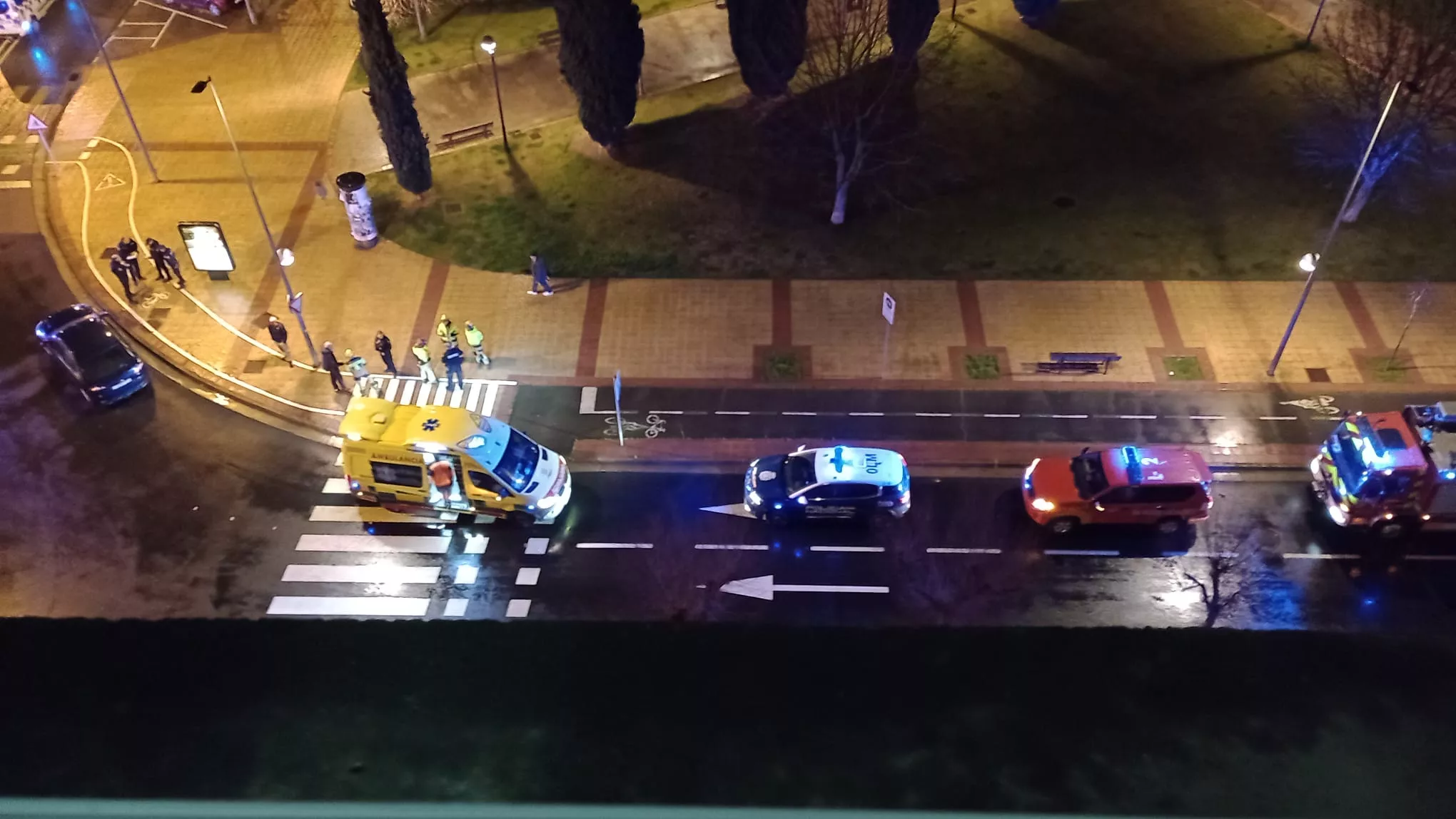 Lugar del atropello, con las asistencias del operativo de socorro.