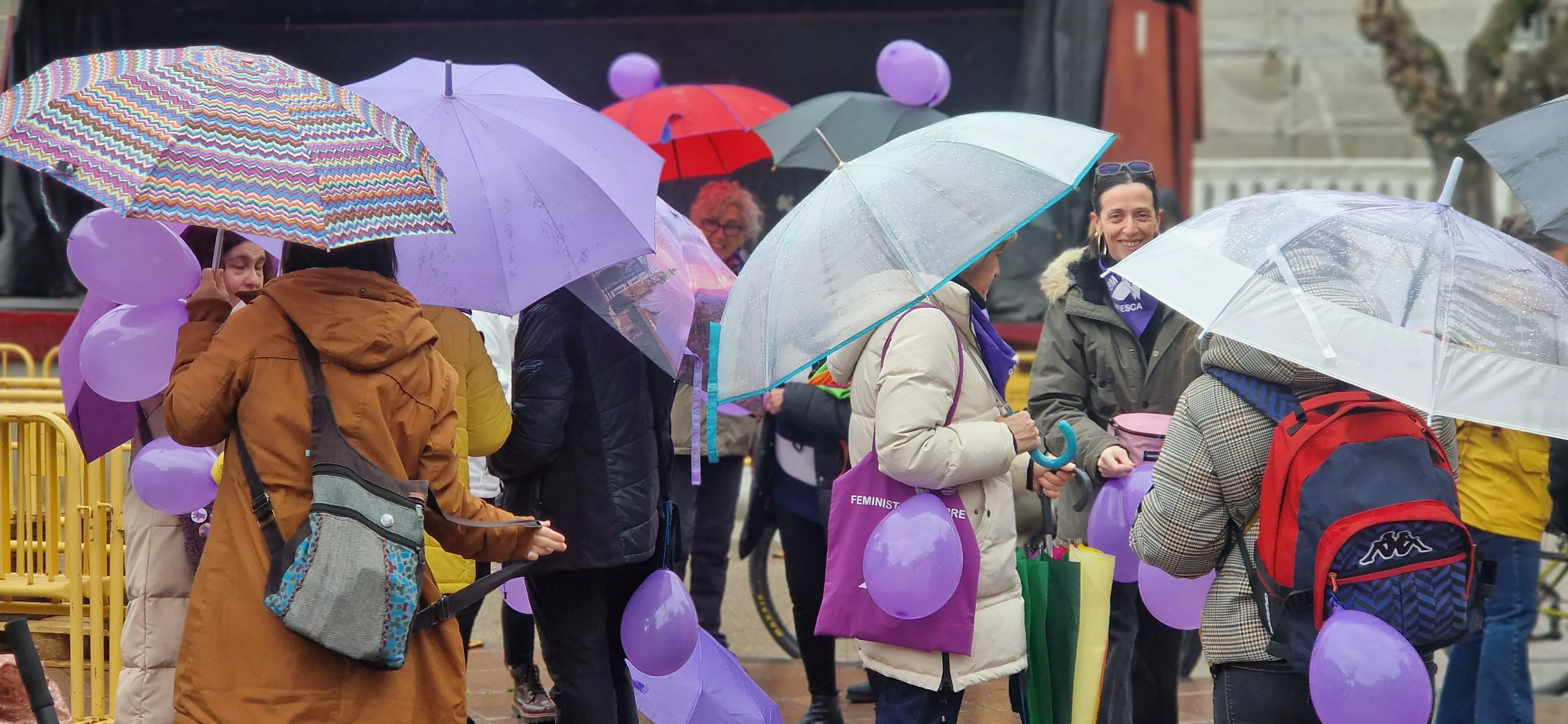 Andada feminista en Huesca con motivo del 8M Día Internacional de la Mujer. Foto Myriam Martínez