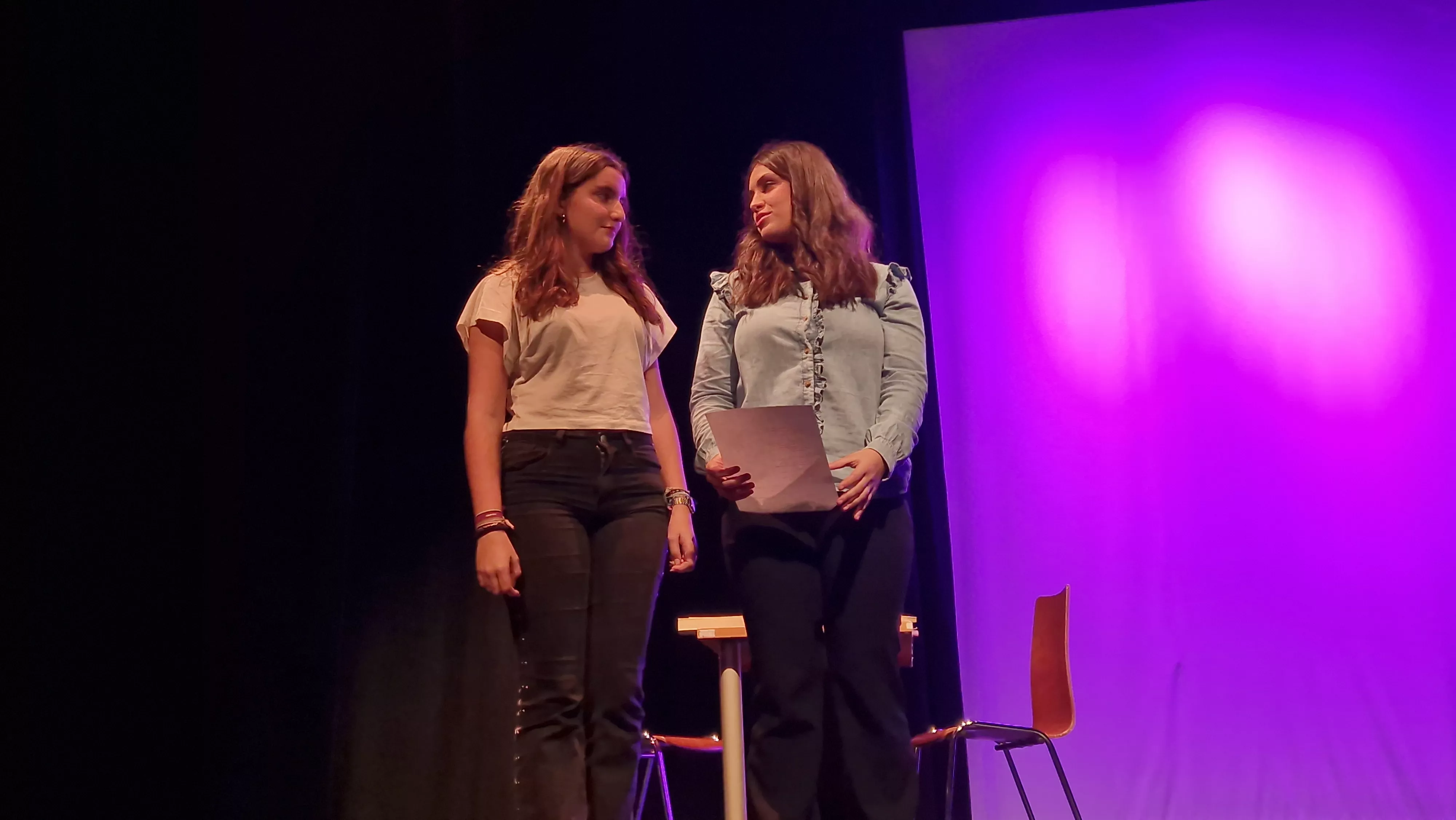 Encuentro  "Tan altas como la luna". Foto Myriam Martínez