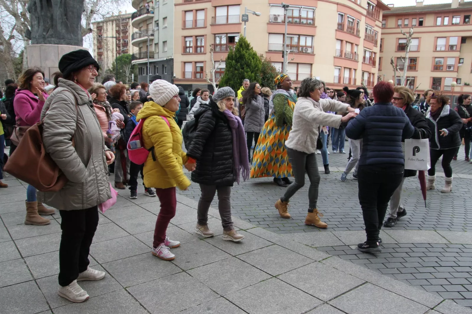 Día de la Mujer en Monzón 2025. Foto Carlos Neofato