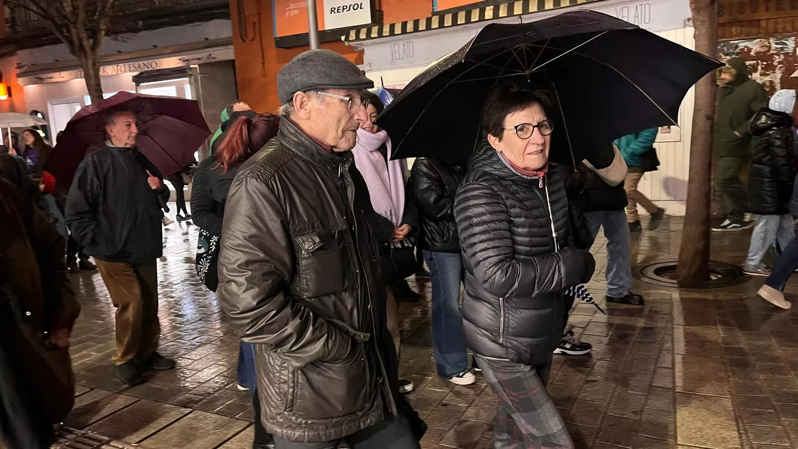 Manifestación que ha recorrido las calles de Huesca en el 8M. Foto Mercedes Manterola