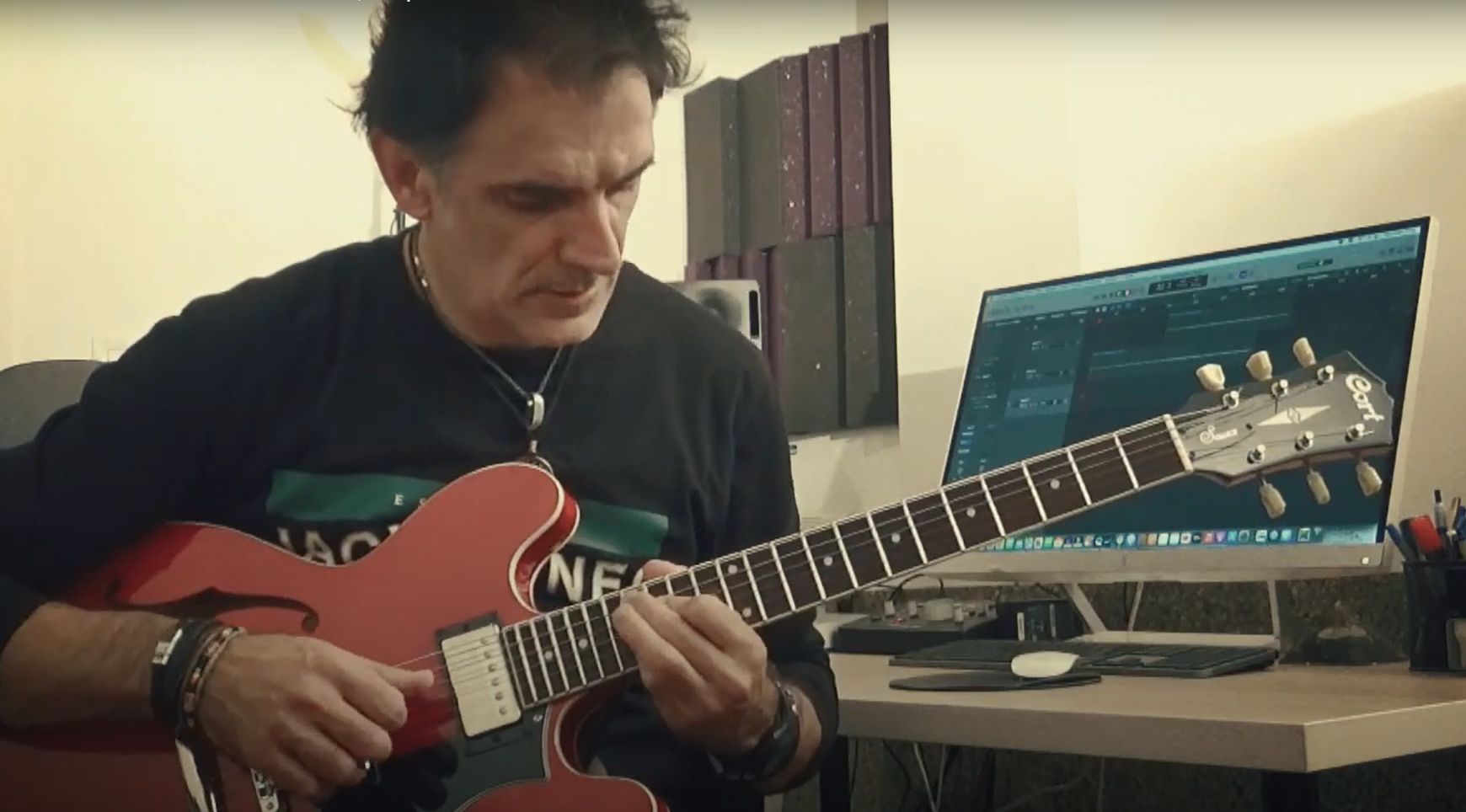 José Luis Arrazola. José Luis Arrazola.