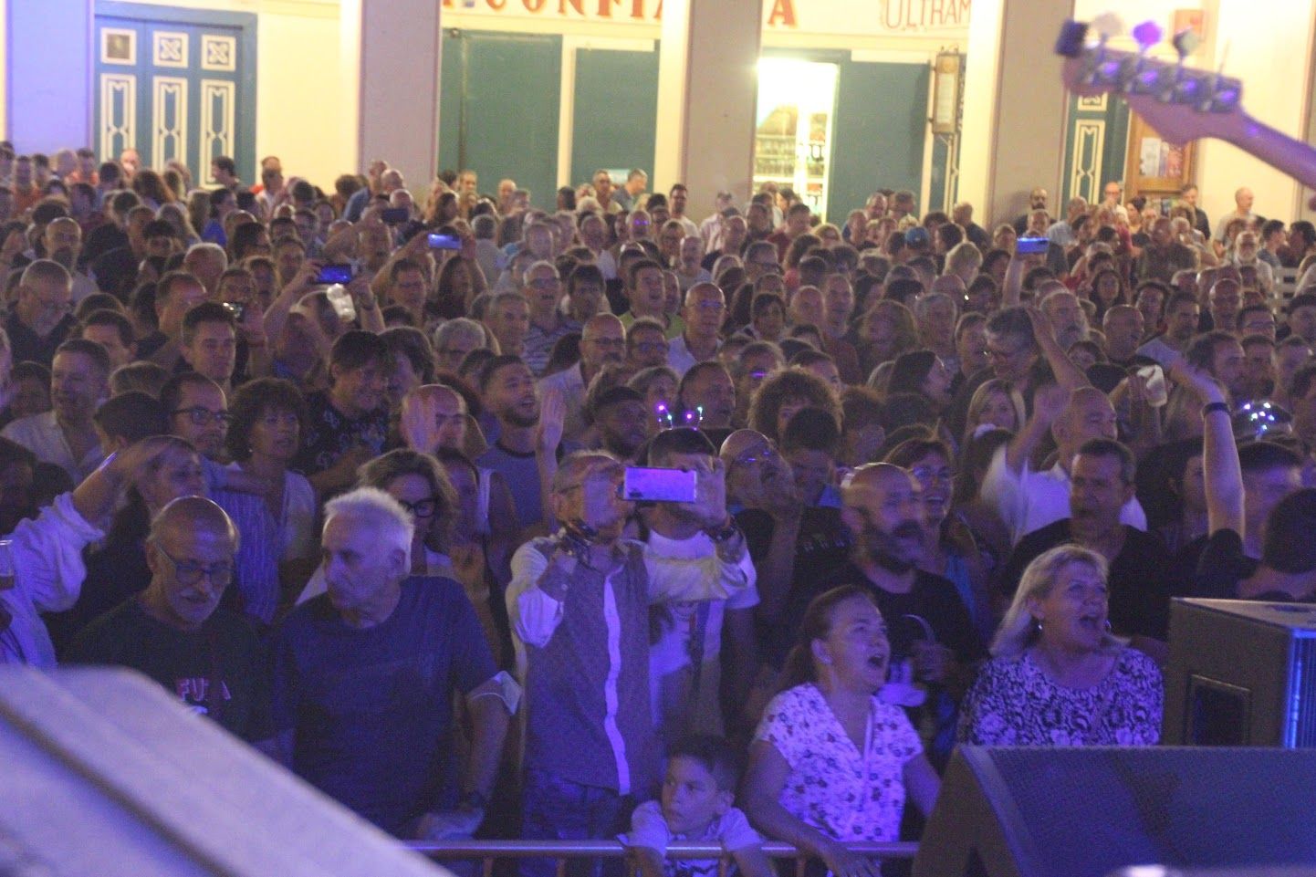 Escoria Oriental. Foto Carlos Neofato 