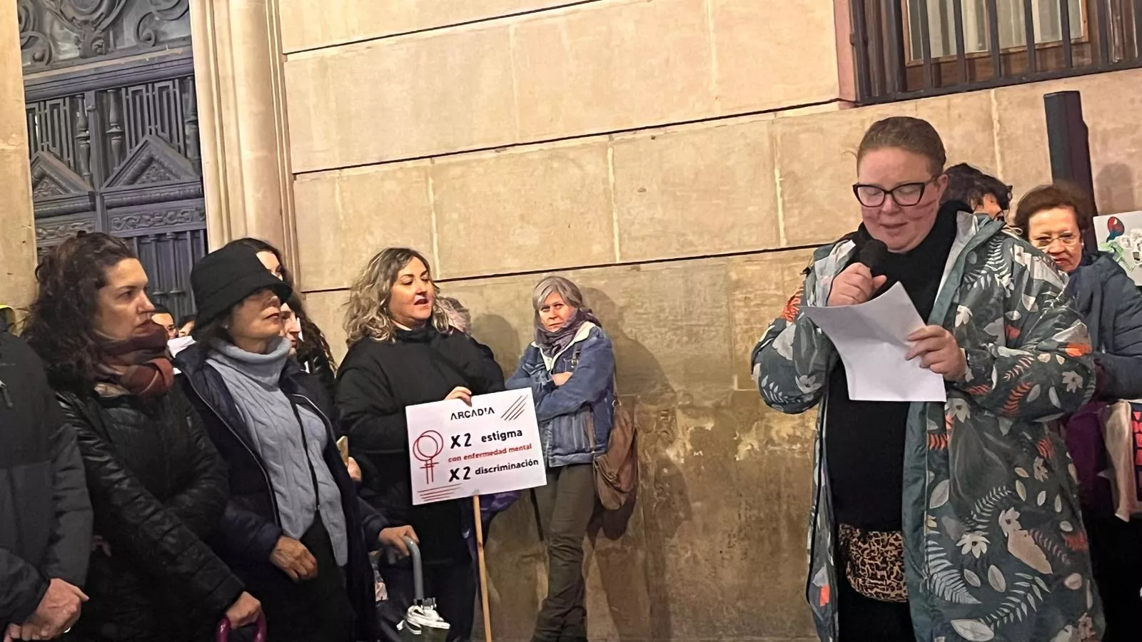 Manifestación que ha recorrido las calles de Huesca en el 8M. Foto Mercedes Manterola