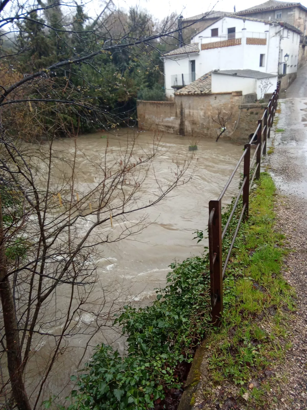 El río, a su paso por Sipán tras el desembalse de Vadiello El río, a su paso por Sipán tras el desembalse de Vadiello