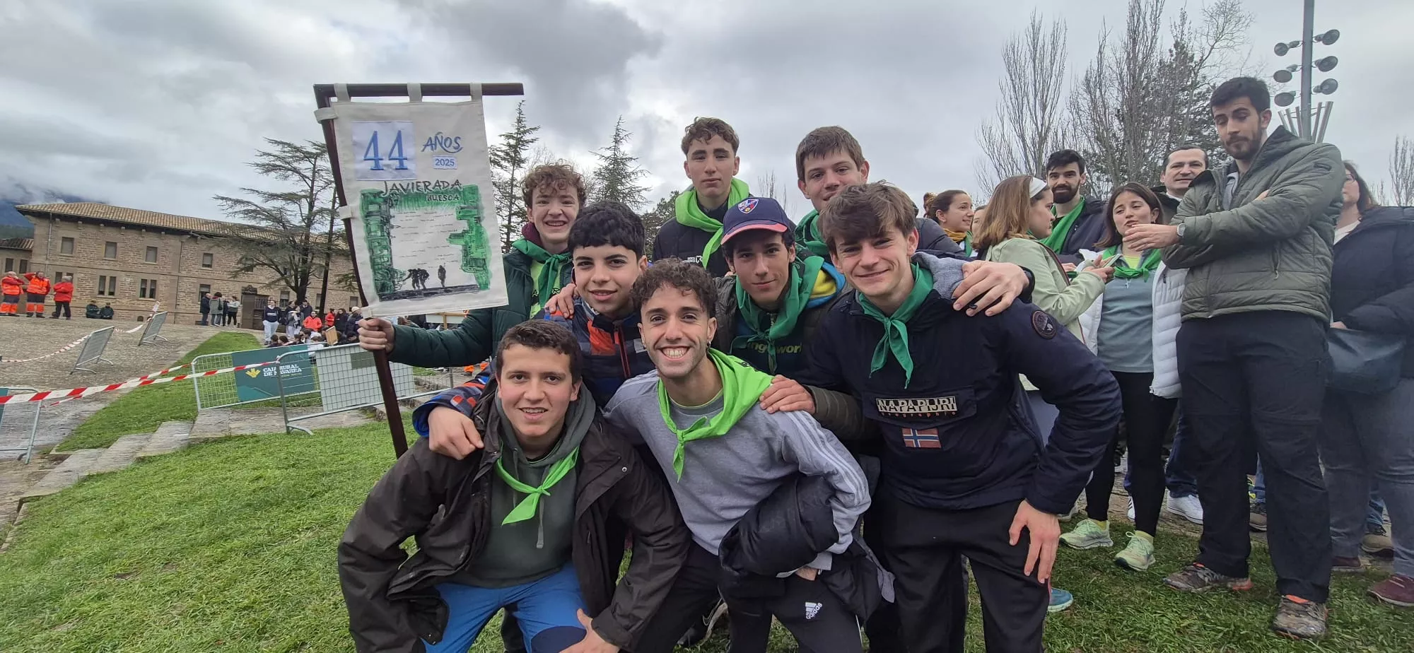  Javieres en el destino de la peregrinación al Castillo de Javier. Foto Juanlu Herrero