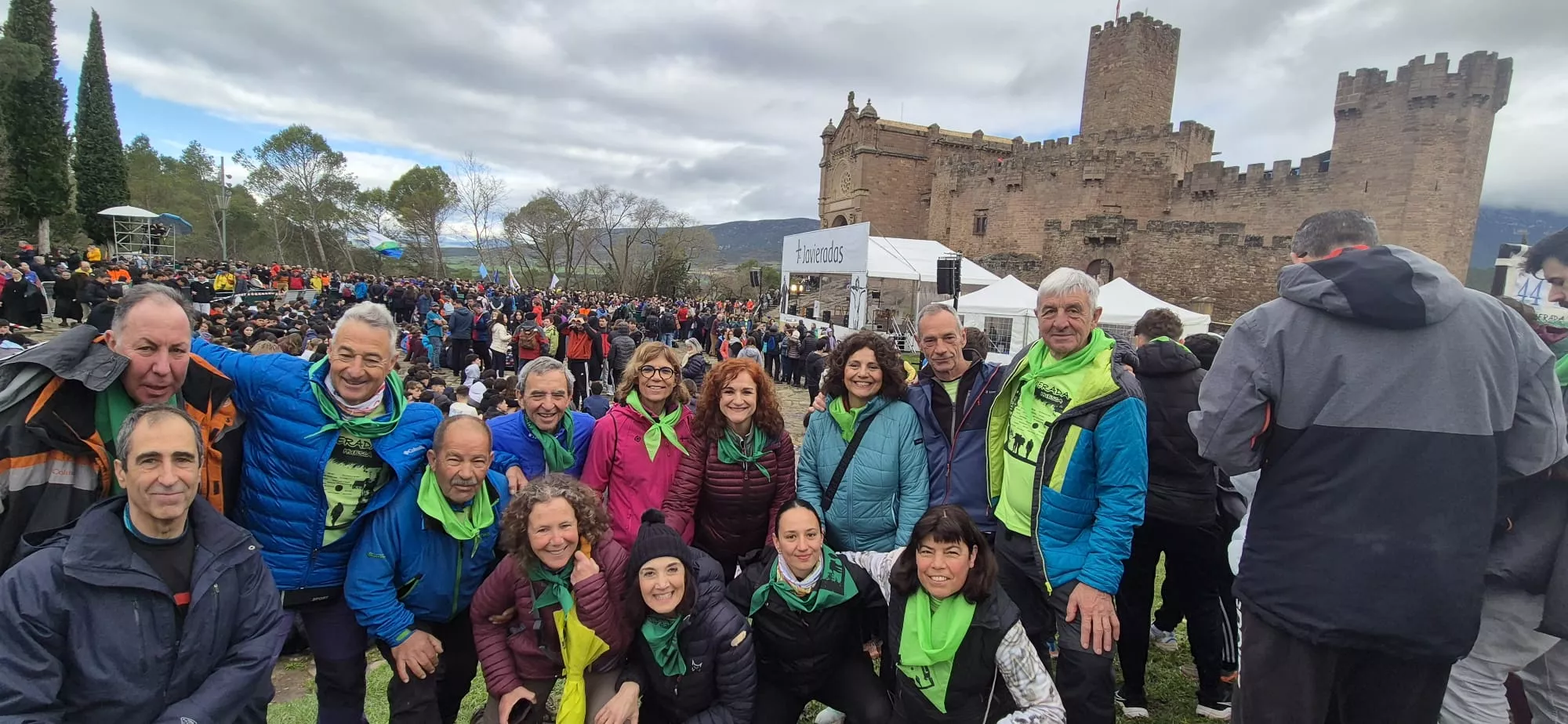  Javieres en el destino de la peregrinación al Castillo de Javier. Foto Juanlu Herrero