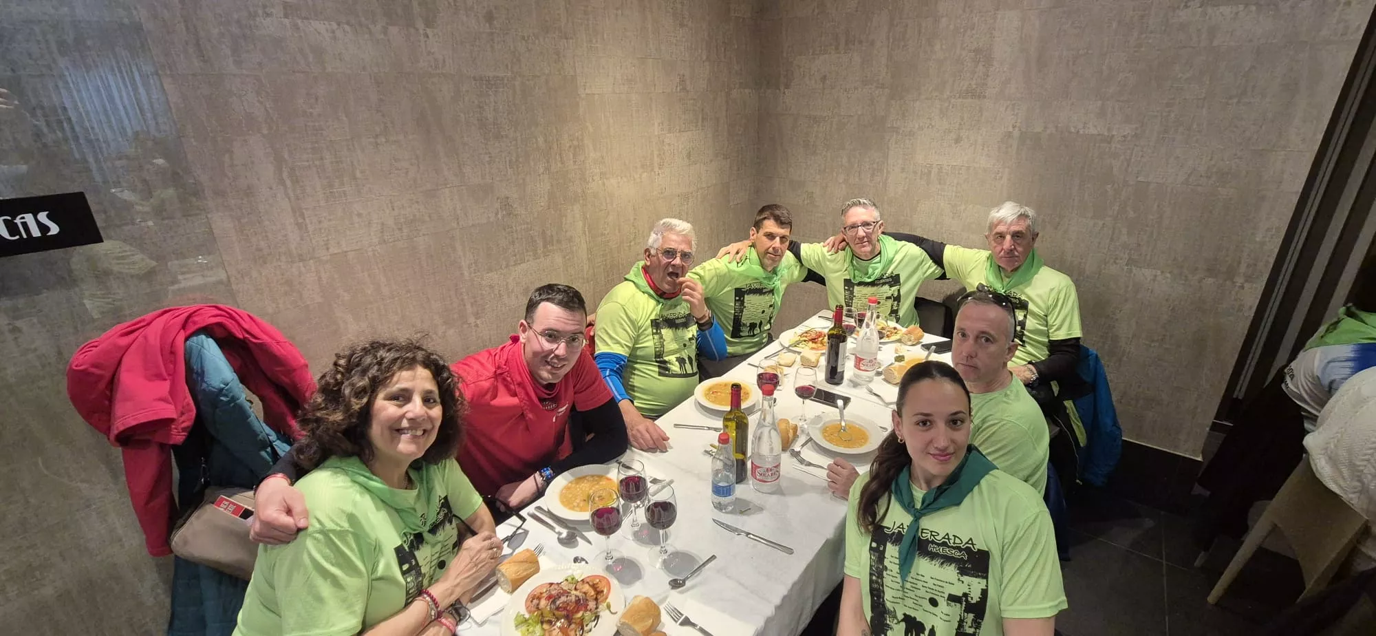  Javieres en el destino de la peregrinación al Castillo de Javier. Foto Juanlu Herrero