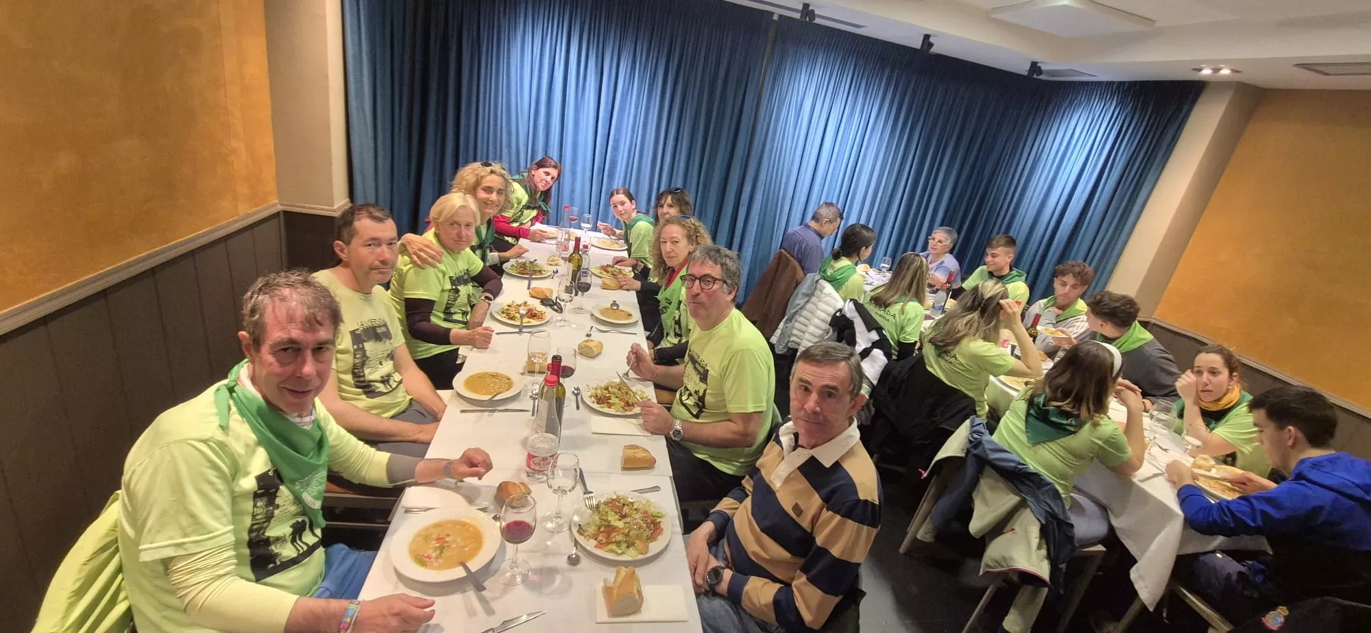  Javieres en el destino de la peregrinación al Castillo de Javier. Foto Juanlu Herrero