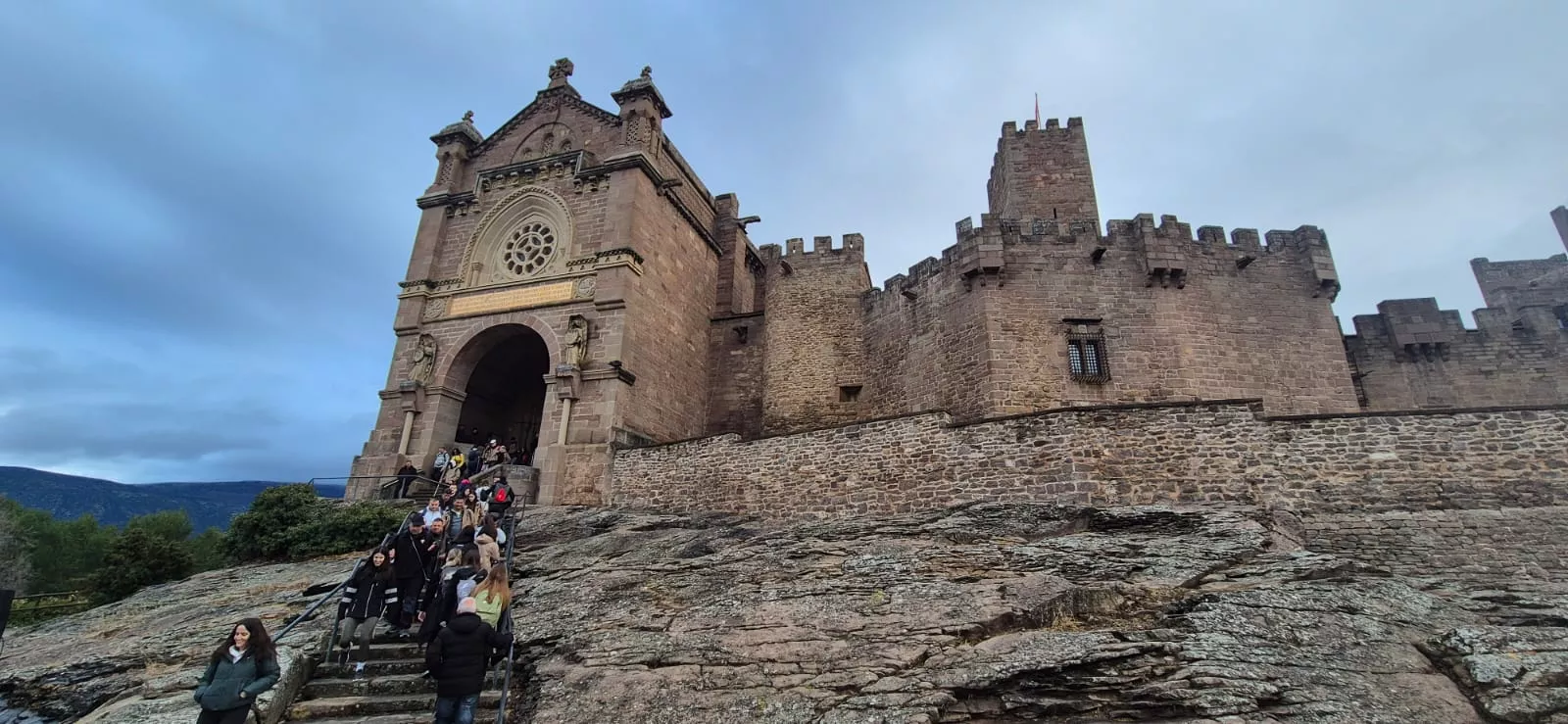  Javieres en el destino de la peregrinación al Castillo de Javier. Foto Juanlu Herrero