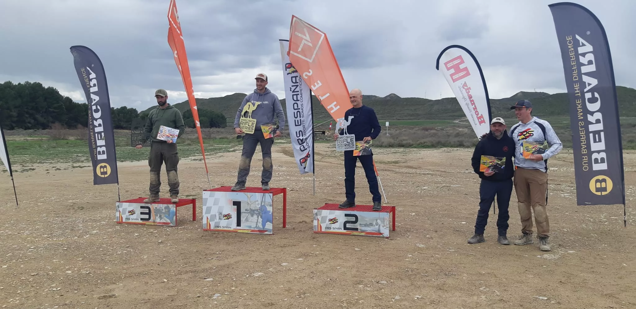 PRS Spain en el aeródromo de Tardienta