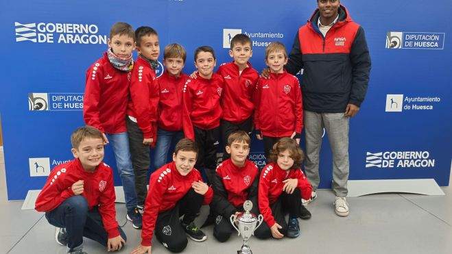 Equipo prebenjamín de la UD Barbastro, campeón de la Copa Centenario 2022 Equipo prebenjamín de la UD Barbastro, campeón de la Copa Centenario 2022