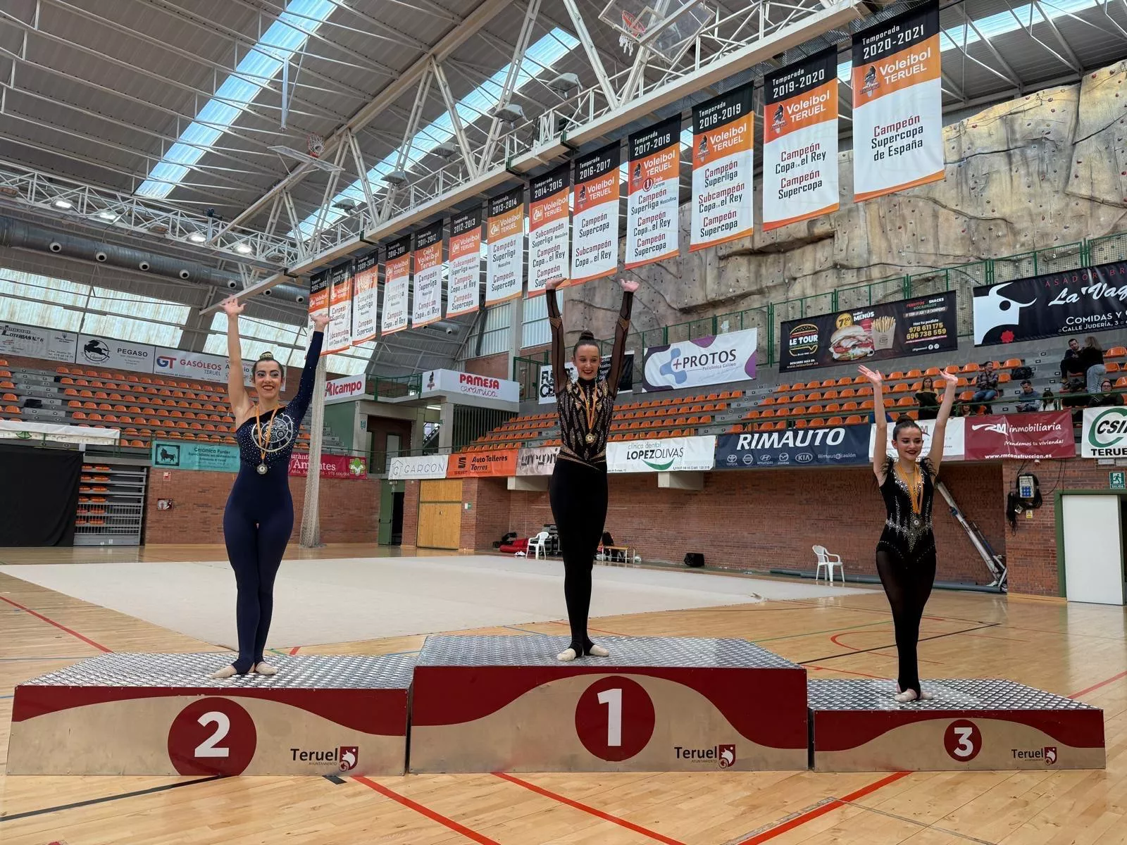 Paula Fumanal. Club 90