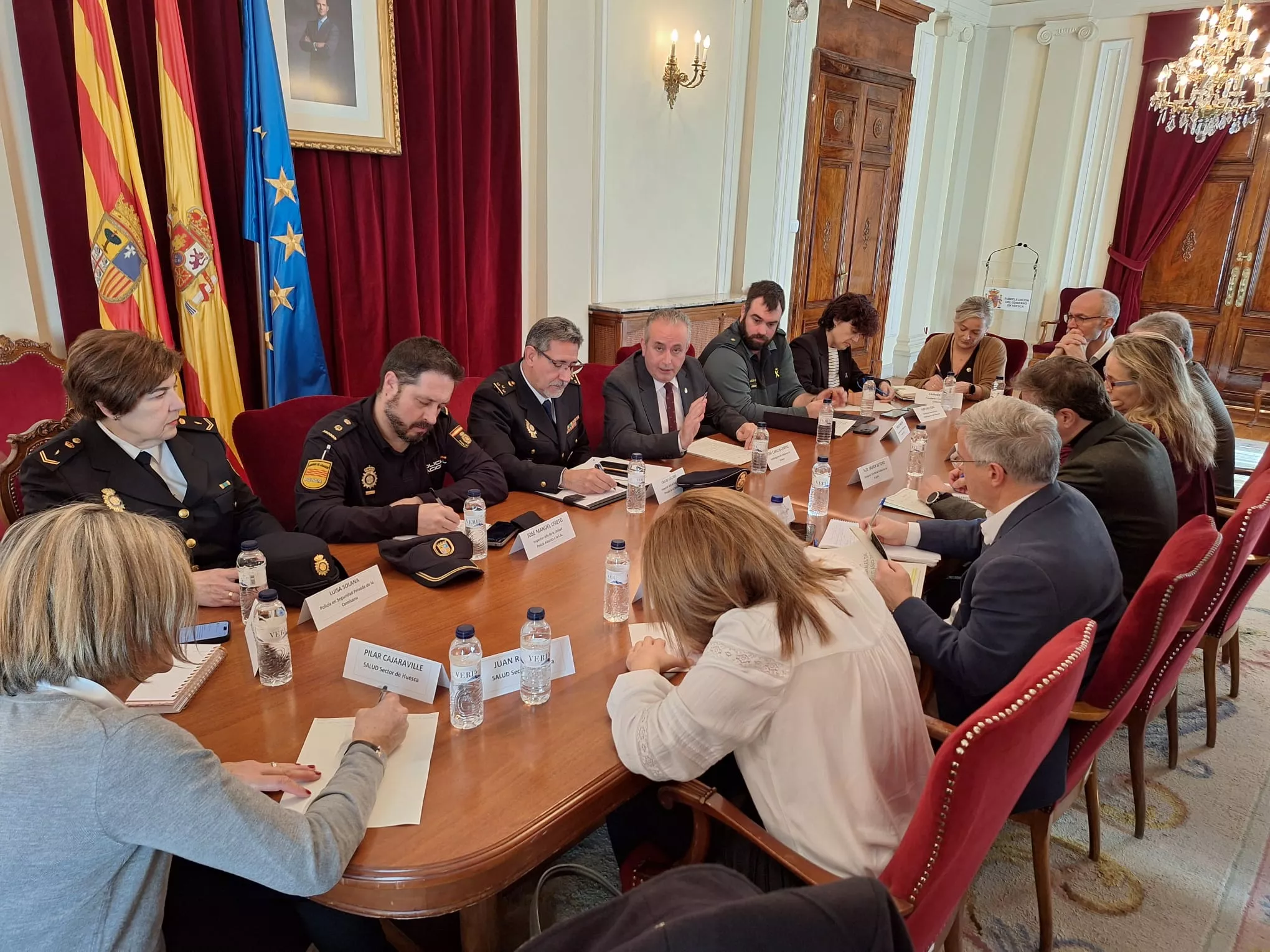 Imagen de la reunión institucional celebrada en la Subdelegación sobre las agresiones a sanitarios.