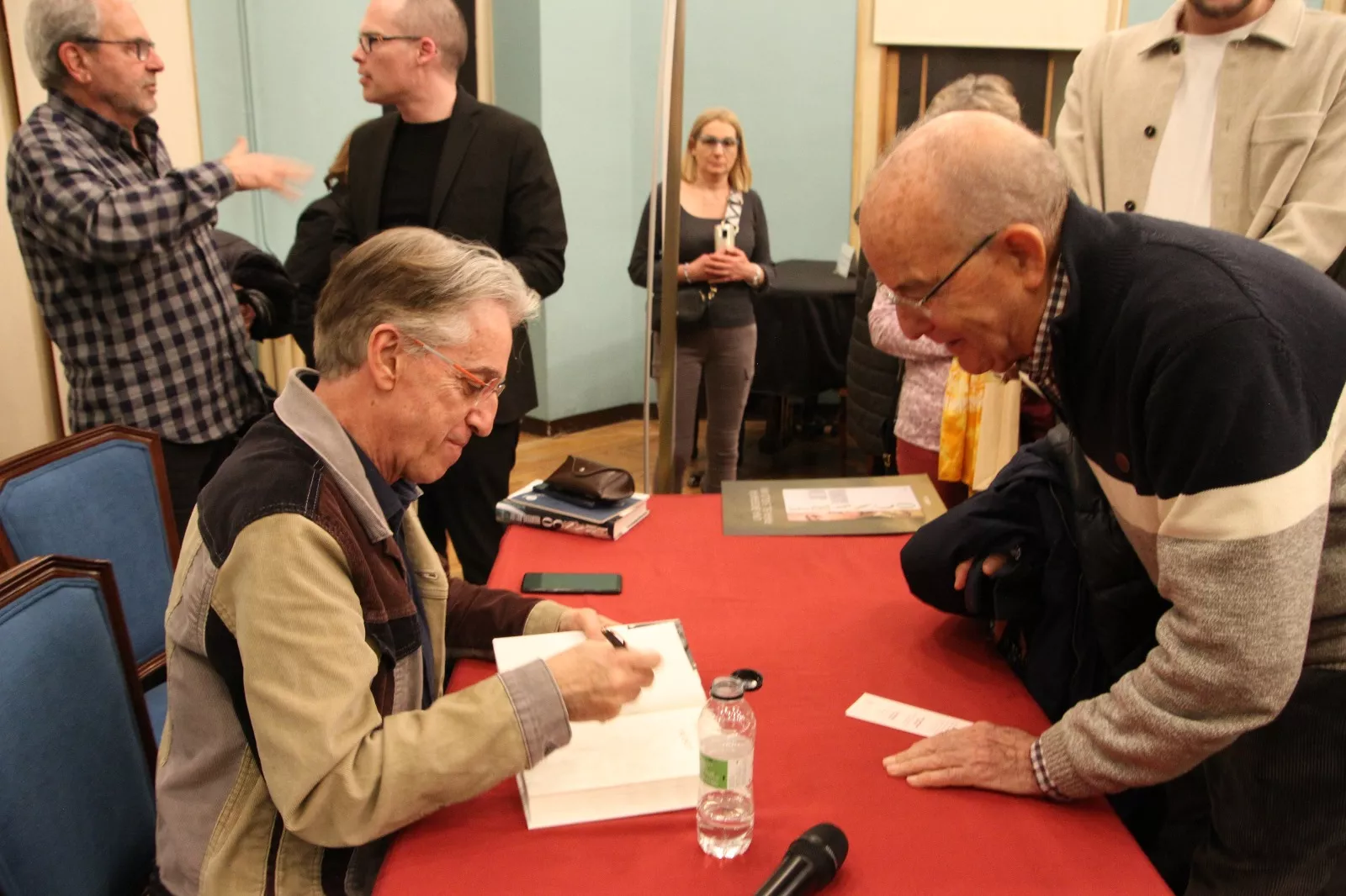 Recientemente, Julián Casanova presentó su libro "Franco" en Huesca. Foto Carlos Neofato