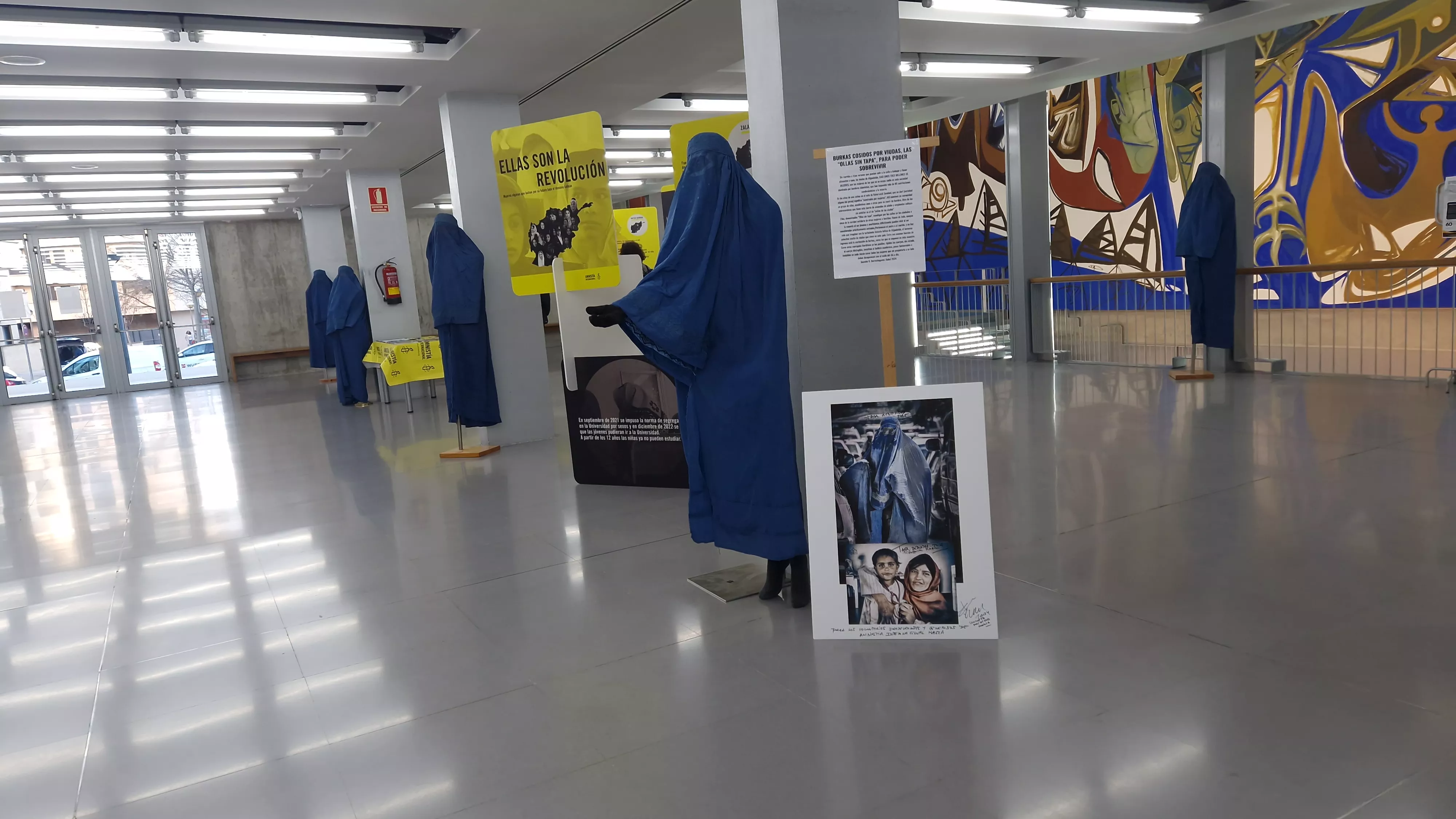 Exposición "Ellas son la Revolución" en Huesca. Foto Myriam Martínez