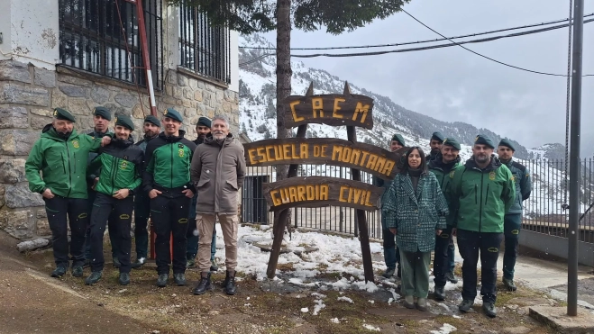 El ministro, en el Centro de Adiestramiento El ministro, en el Centro de Adiestramiento