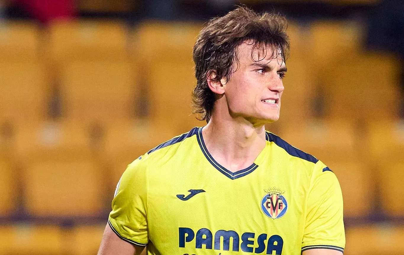 Slavy: "Ojalá pueda jugar algún día en el Huesca, sería increíble"