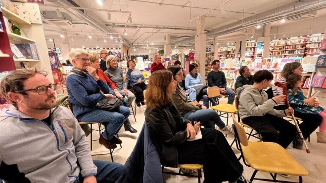 Público asistente a la presentación de 'Taquicardia'. Público asistente a la presentación de 'Taquicardia'.