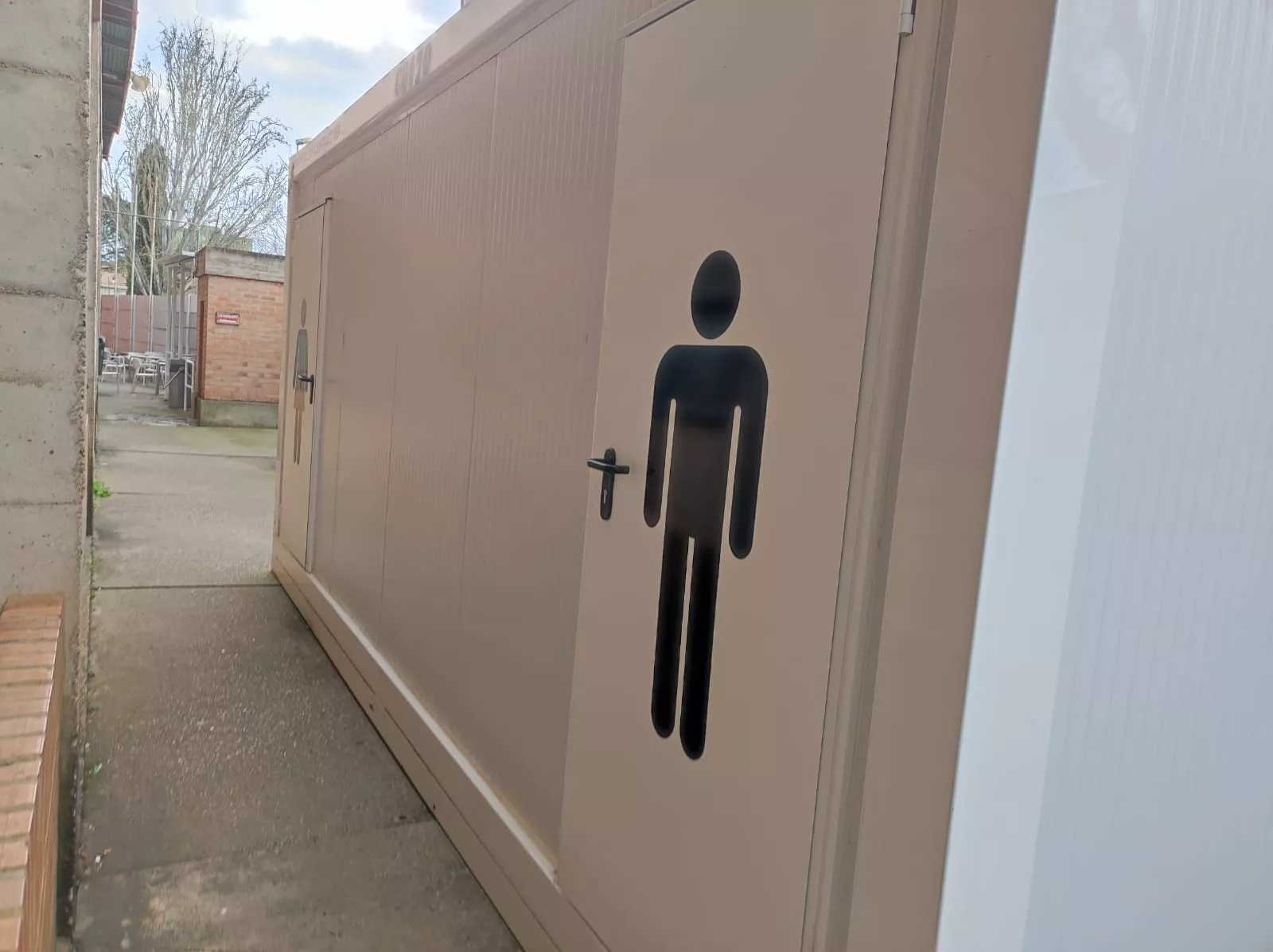 Aseos portátiles en La Estacada de Fraga