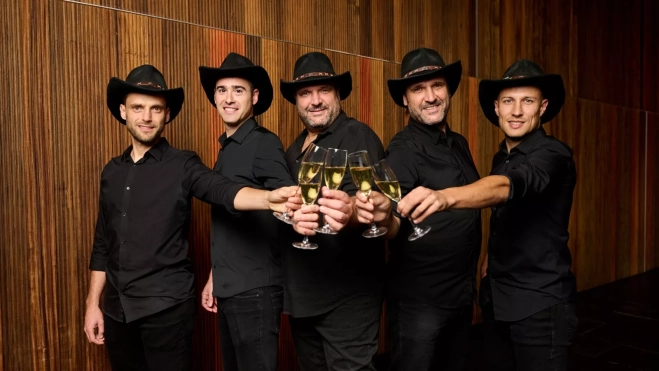 Puro Relajo nació en Navarra, pero está conquistando al público de todo el norte de España.