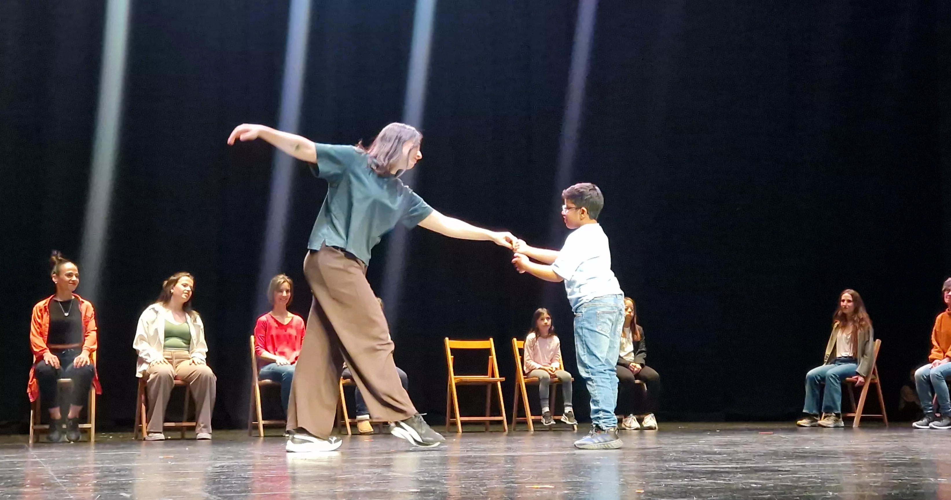 Cosmos Festival 2025 danza inclusiva. Foto Myriam Martínez 