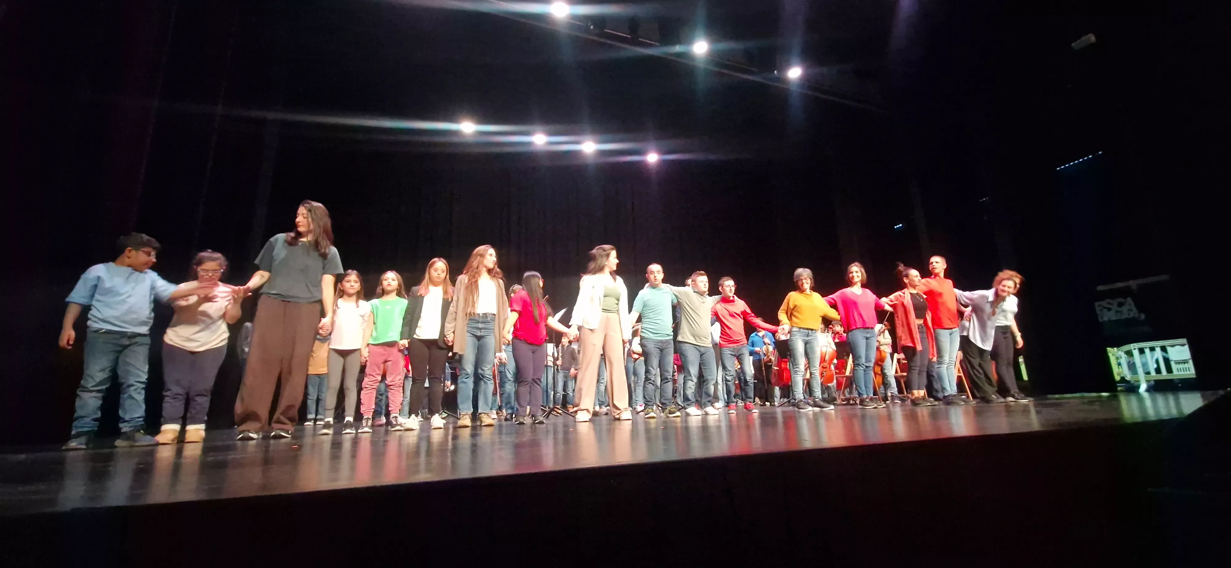 Cosmos Festival 2025 danza inclusiva. Foto Myriam Martínez 