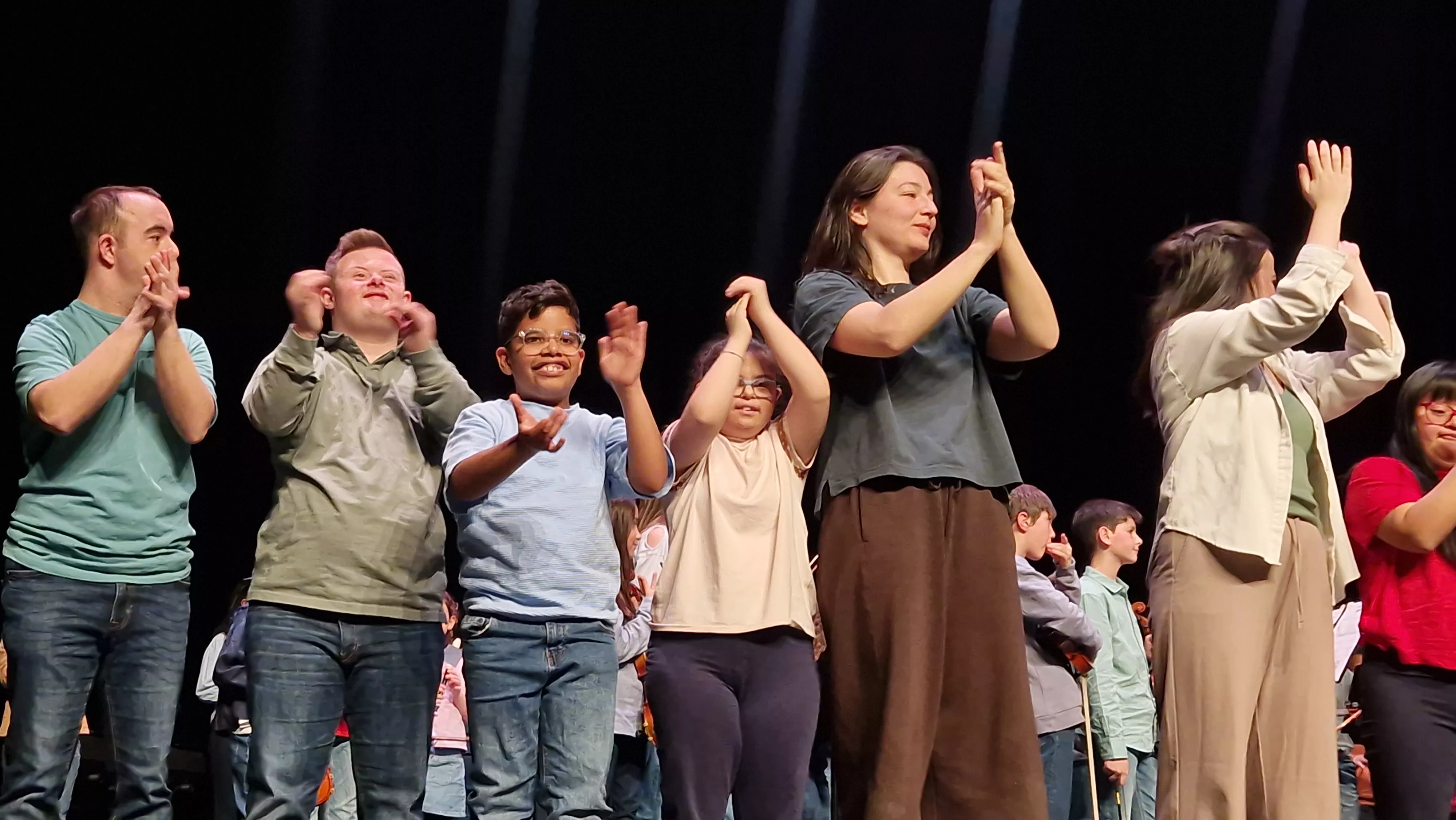 Cosmos Festival 2025 danza inclusiva. Foto Myriam Martínez 