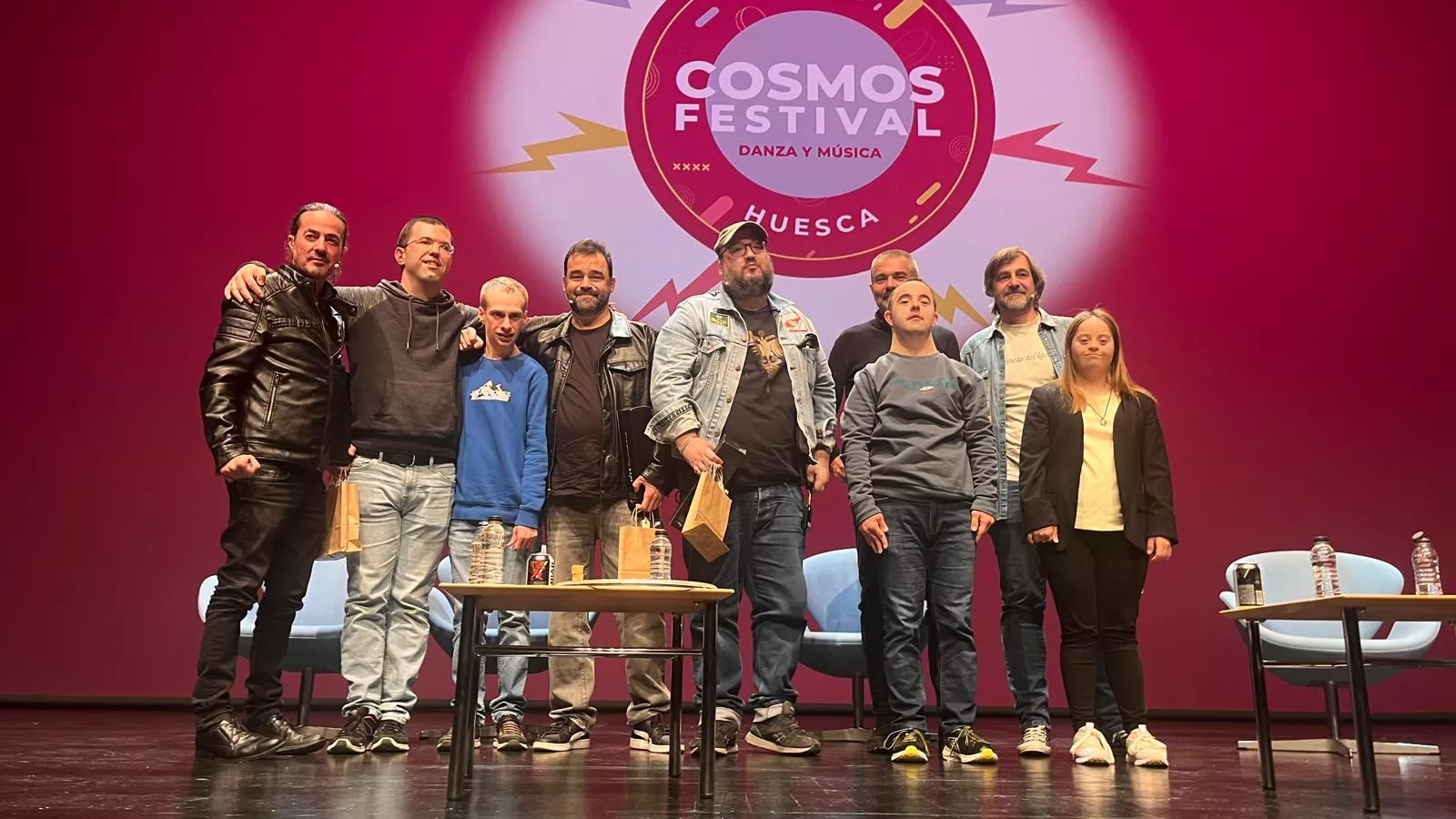Mesa redonda sobre la historia de Héroes del Silencio en el Cosmos Festival 2025. Foto Mercedes Manterola