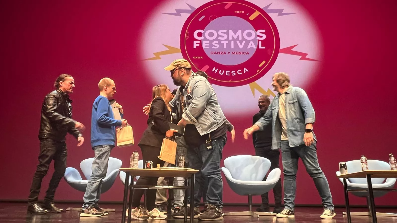 Mesa redonda sobre la historia de Héroes del Silencio en el Cosmos Festival 2025. Foto Mercedes Manterola