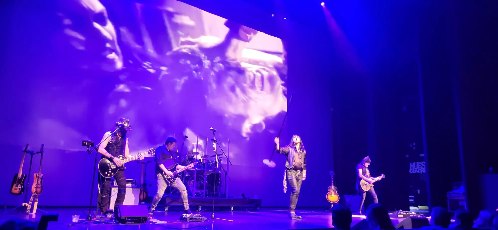 Concierto homenaje a Héroes del Silencio de la Banda Tributo Derivas. Foto Mercedes Manterola