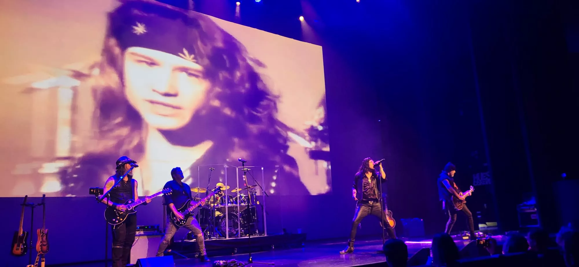 Concierto homenaje a Héroes del Silencio de la Banda Tributo Derivas. Foto Mercedes Manterola