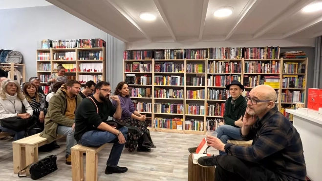 Presentación en Iglú. Presentación en Iglú.