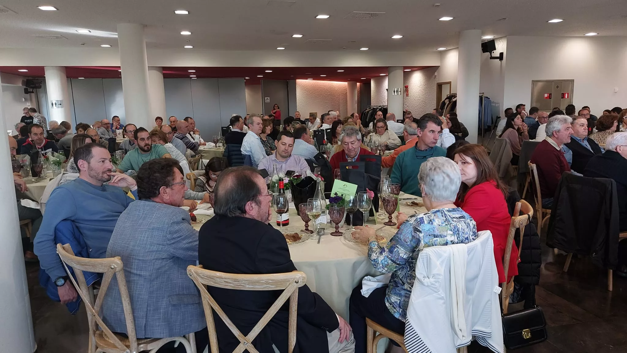 Asamblea de Apehim en Sommos