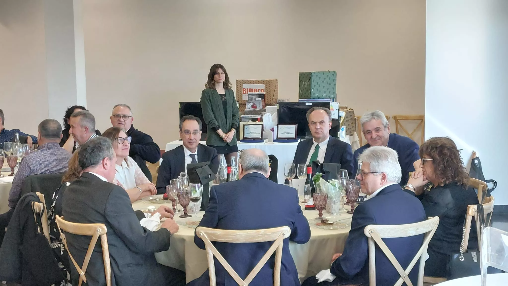 Asamblea de Apehim en Sommos