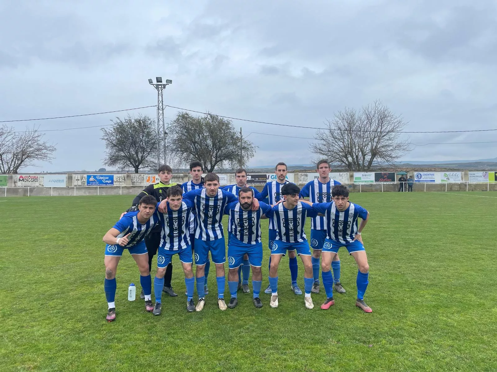 El Graus en su visita a Lanaja. Resultados y clasificaciones del fútbol altoaragonés del 15 y 16 de marzo. 