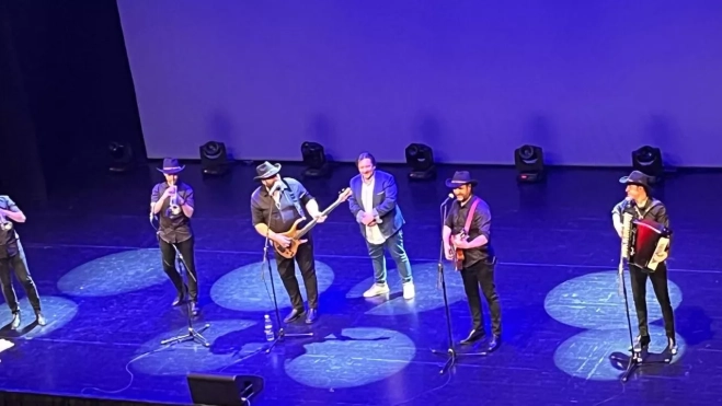 Puro Relajo en concierto en Huesca. Foto Mercedes Manterola