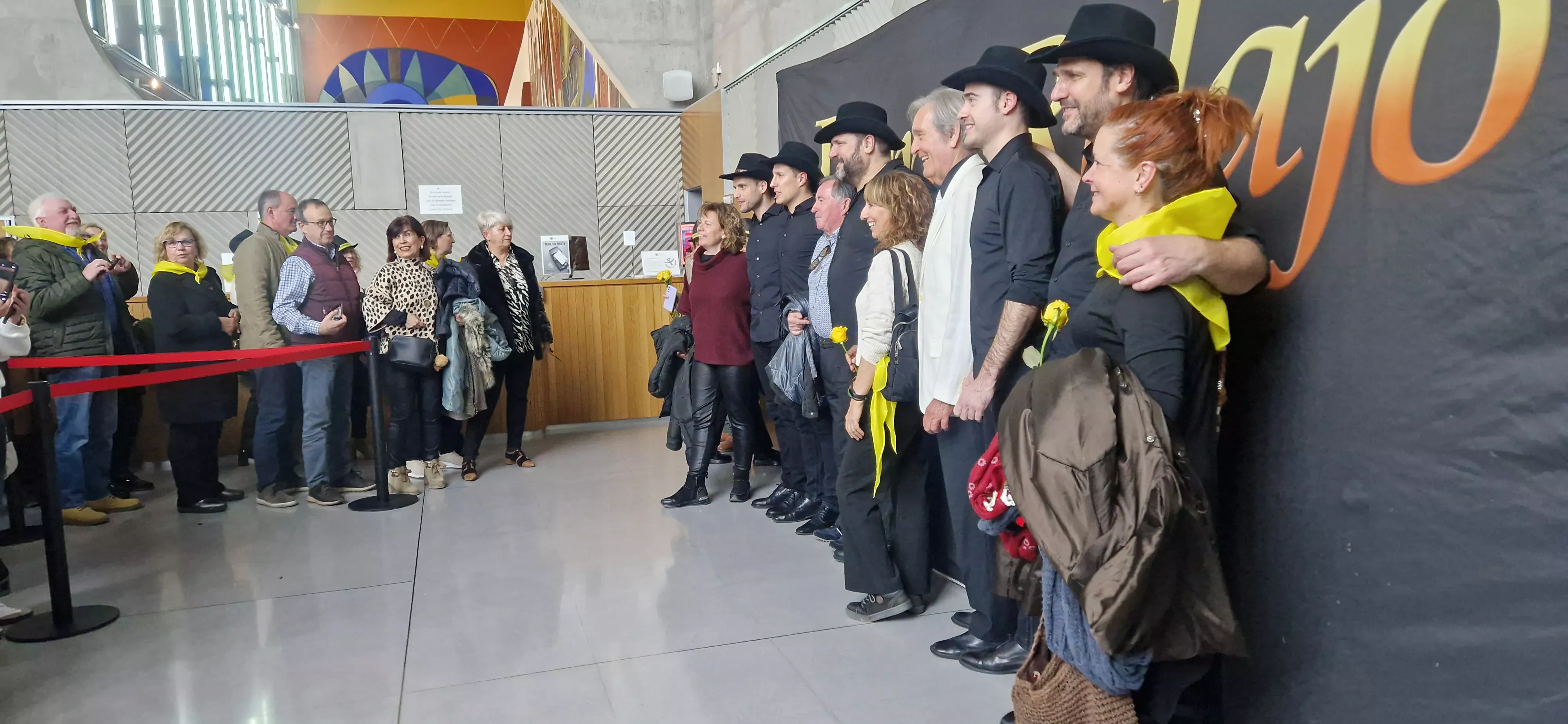 Photocoll con Puro Relajo en el Palacio de Congresos de Huesca, Foto Myriam Martínez