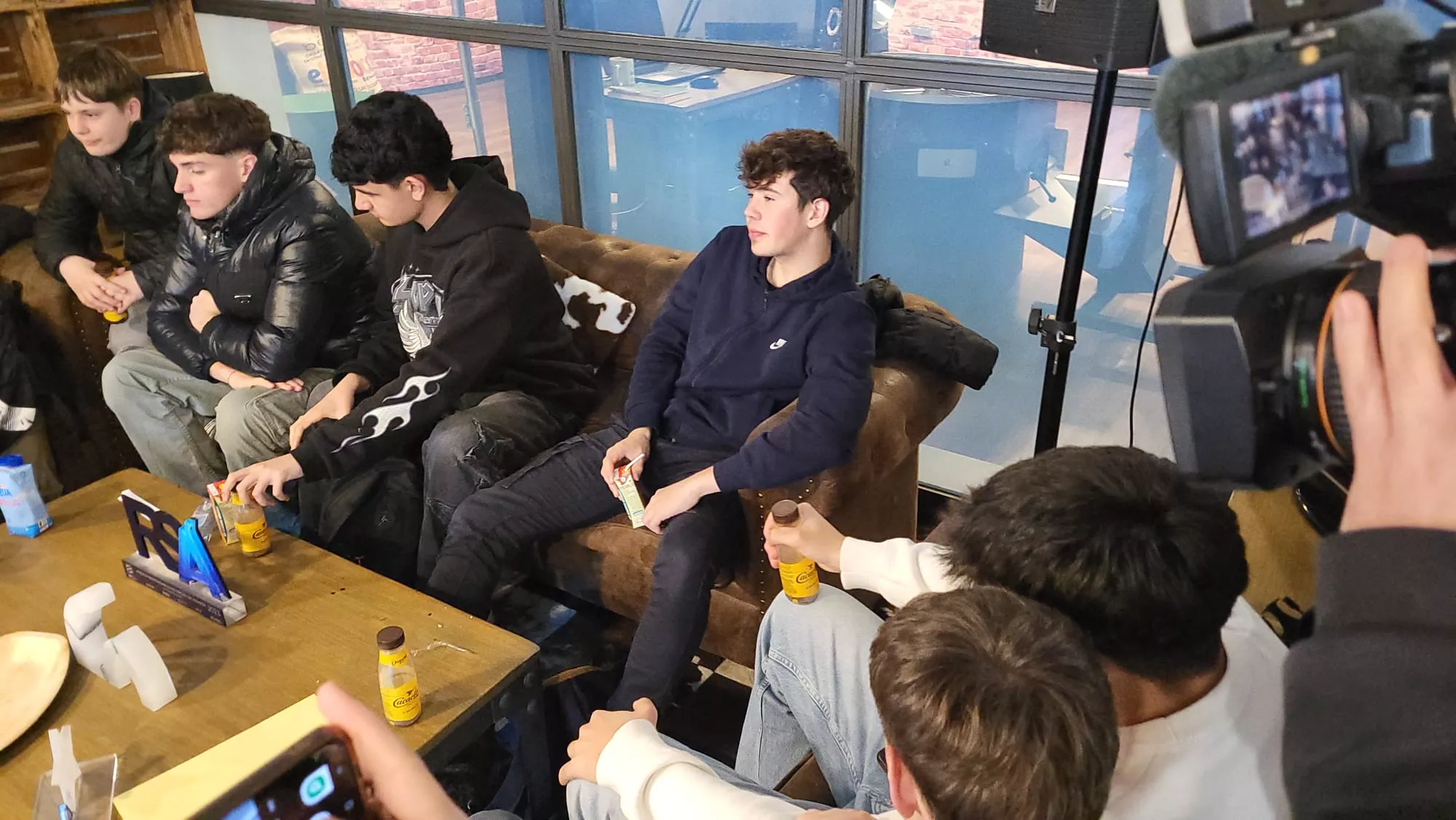 Visita a Eboca de alumnos de Graus dentro del programa Xcelence