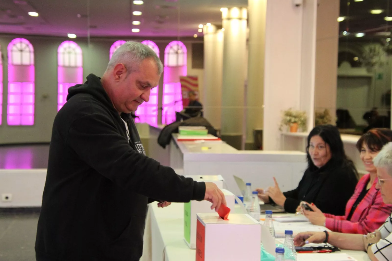 Elección de David Escuder Ferrando como secretario general de la Unión Comarcal de CCOO Huesca Oriental. Foto Carlos Neofato 