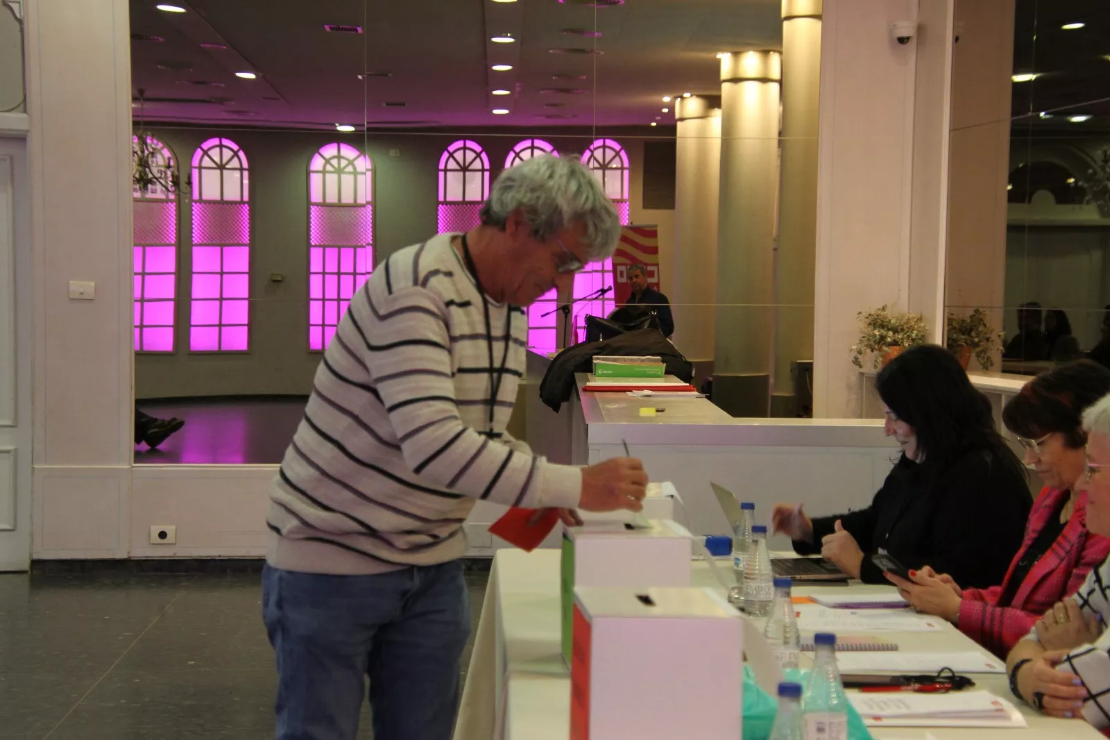 Elección de David Escuder Ferrando como secretario general de la Unión Comarcal de CCOO Huesca Oriental. Foto Carlos Neofato 