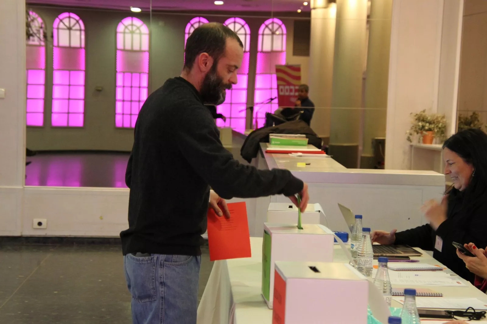 Elección de David Escuder Ferrando como secretario general de la Unión Comarcal de CCOO Huesca Oriental. Foto Carlos Neofato 