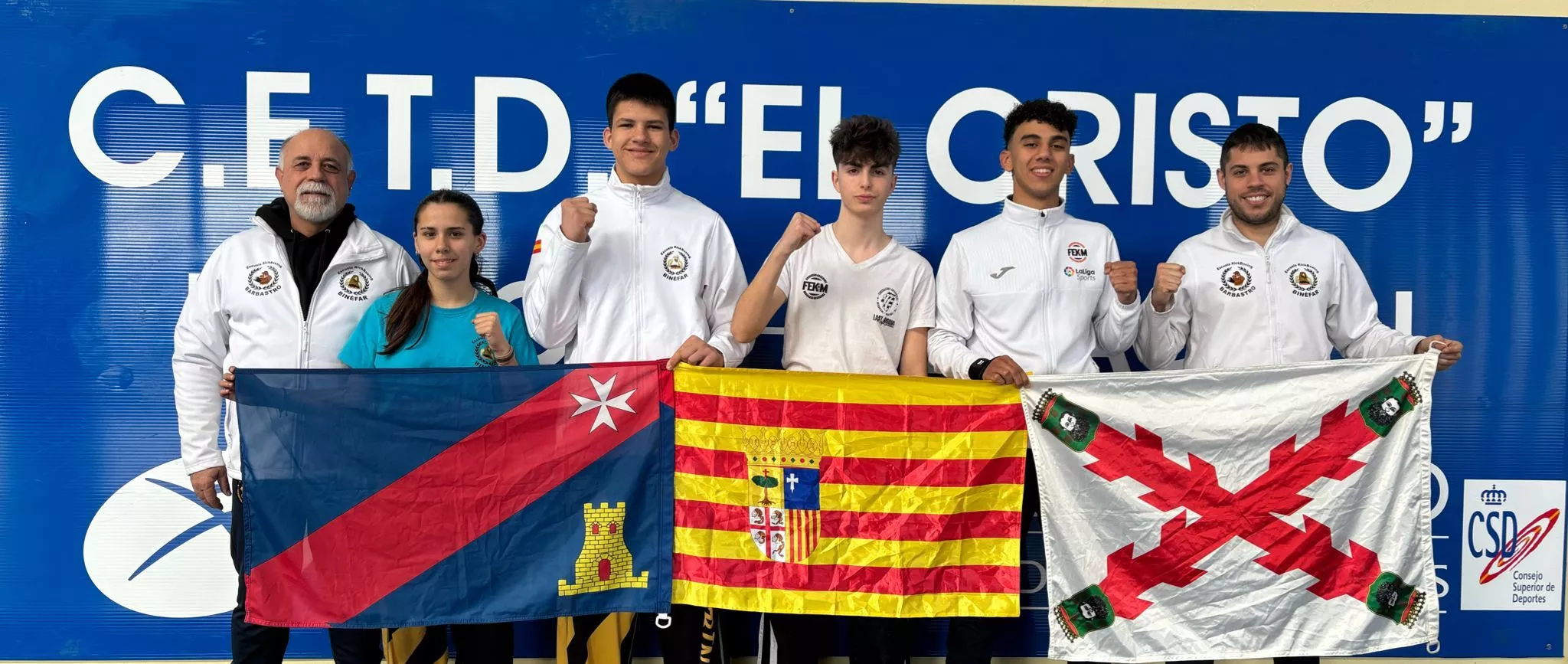 Kickboxing Binéfar y Barbastro cogen sensaciones en Oviedo