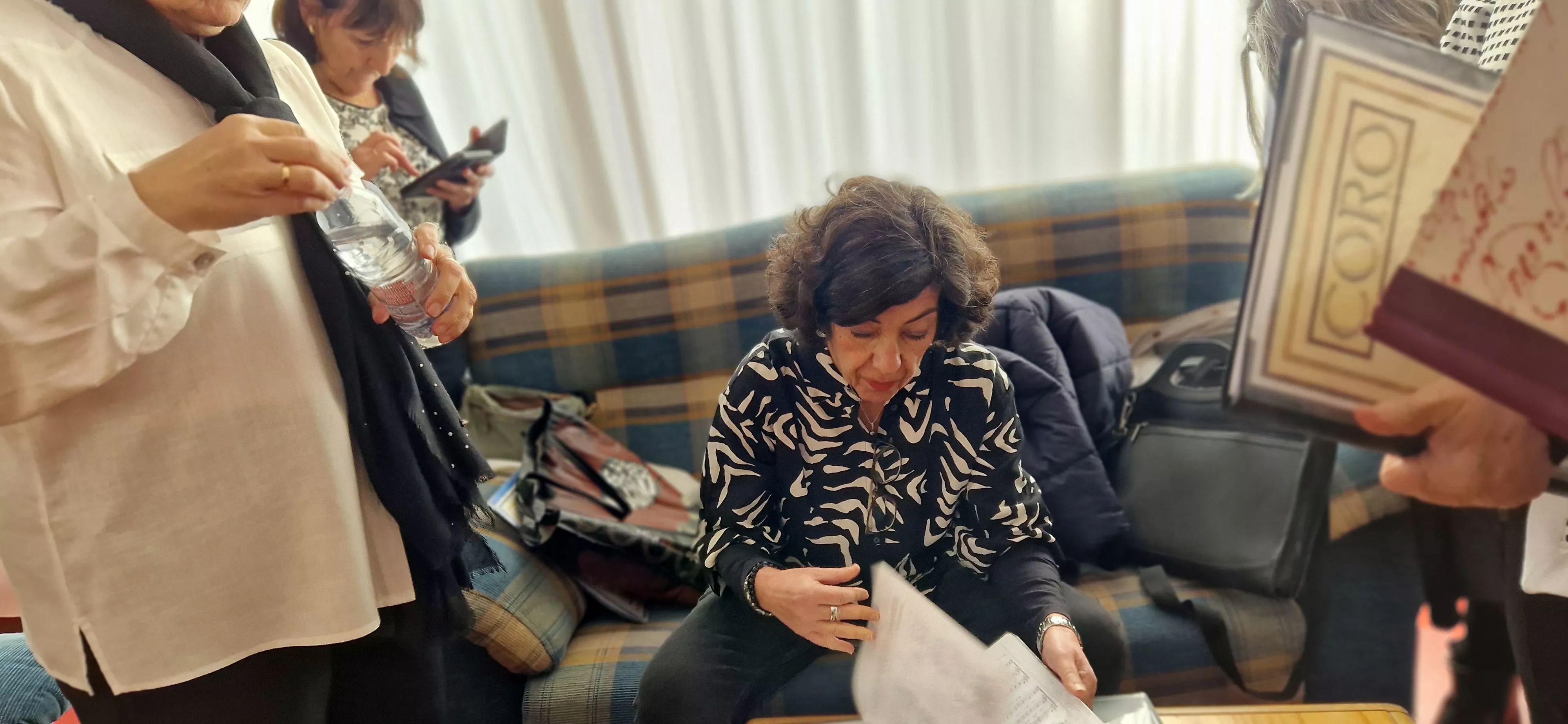 El Coro de la Universidad Ciudadana en la Residencia Ciudad de Huesca. Foto Myriam Martínez