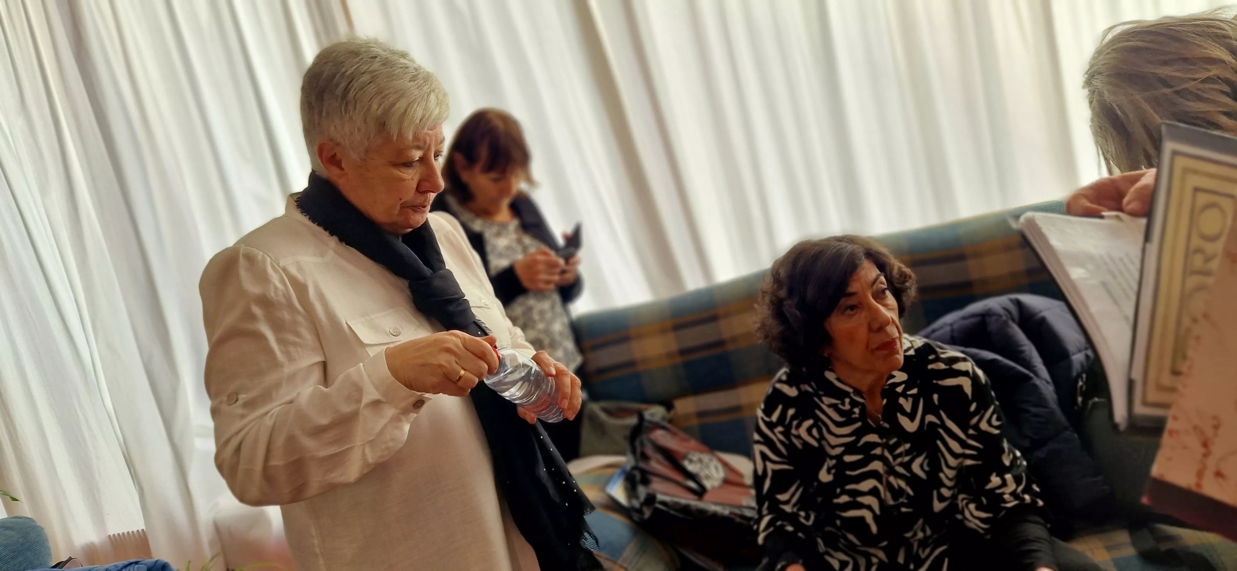 El Coro de la Universidad Ciudadana en la Residencia Ciudad de Huesca. Foto Myriam Martínez