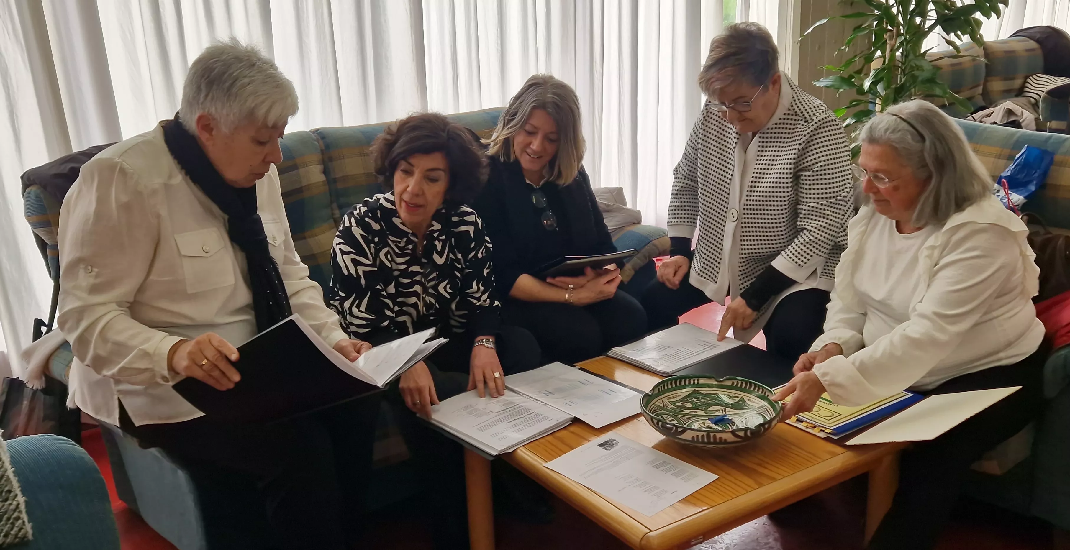 El Coro de la Universidad Ciudadana en la Residencia Ciudad de Huesca. Foto Myriam Martínez